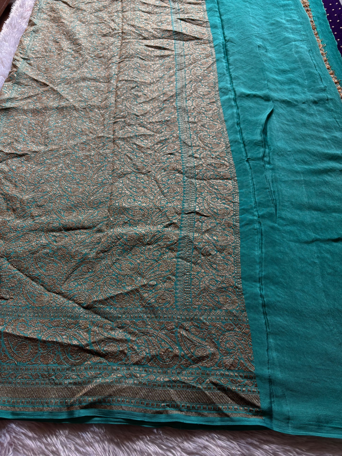Menaka (2D) : Violet-sea blue