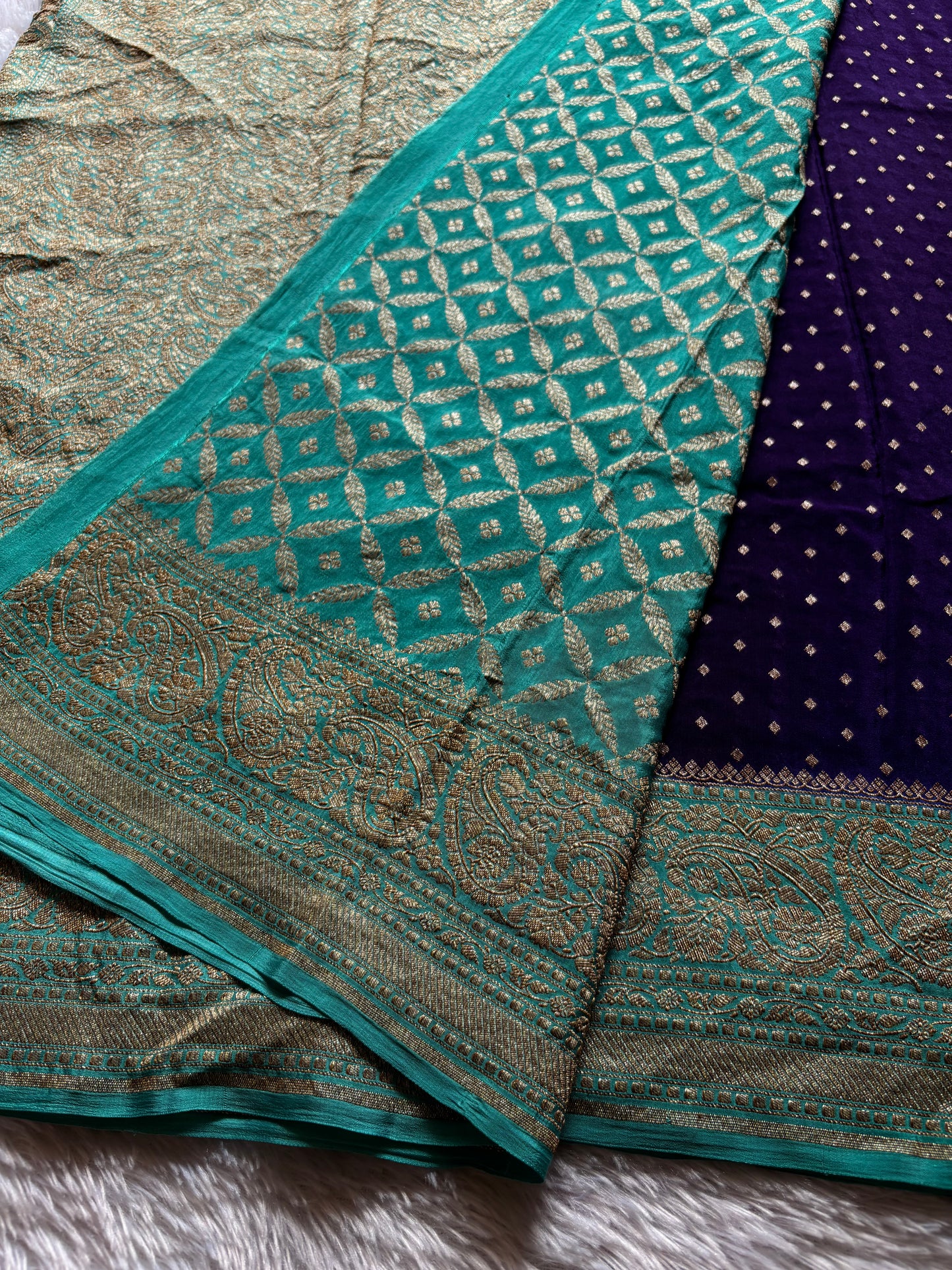 Menaka (2D) : Violet-sea blue