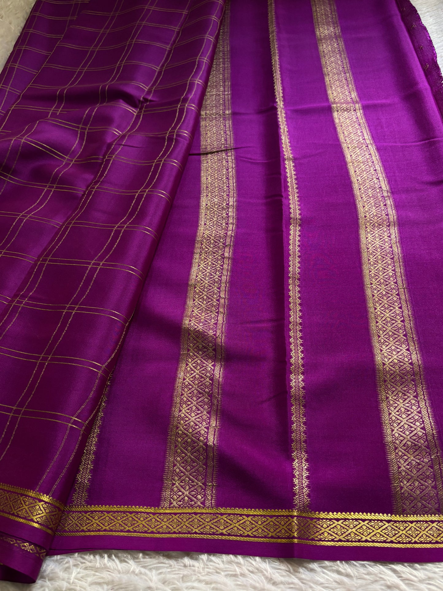 Supriya : Solid Magenta