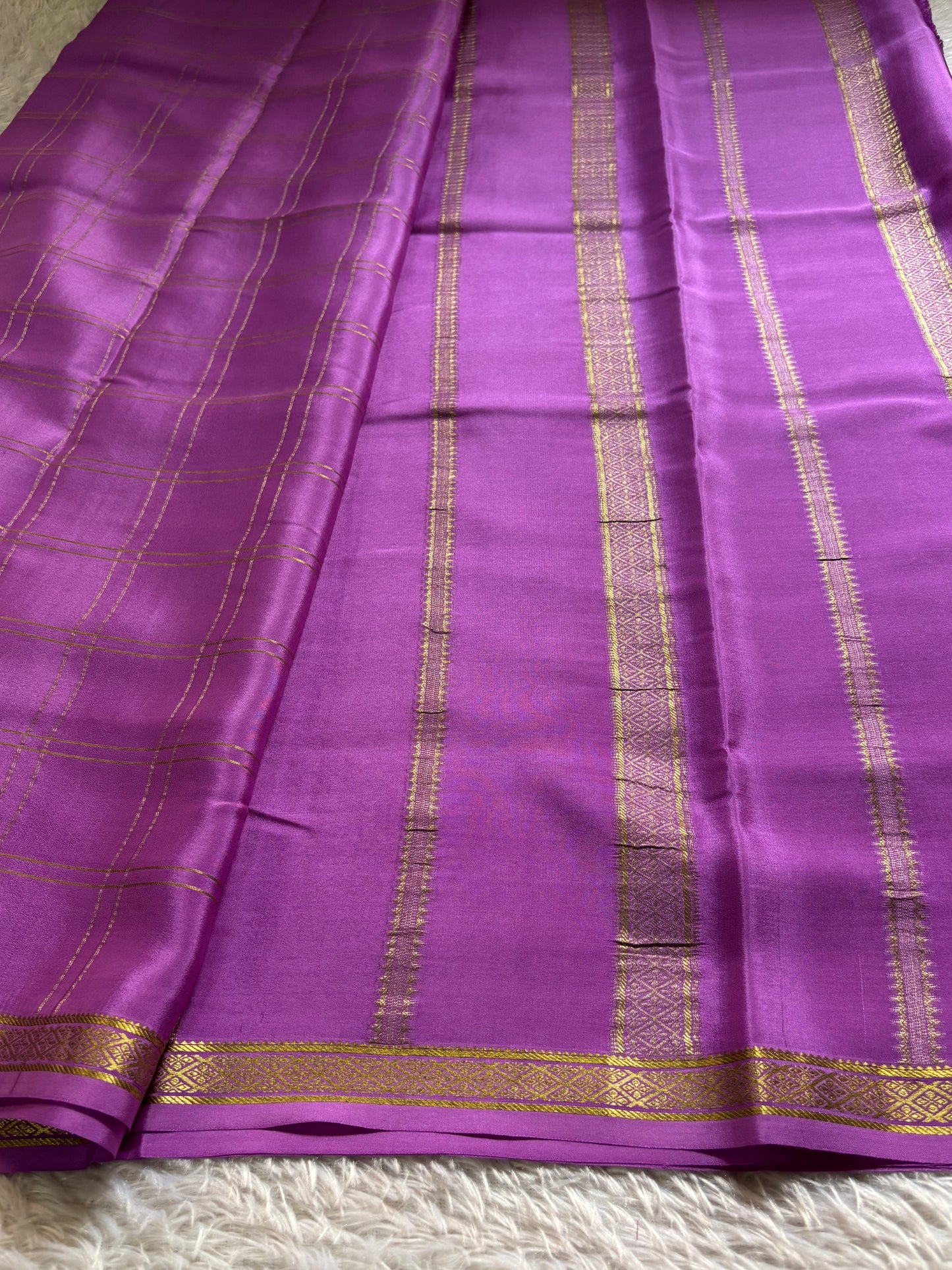 Supriya : Solid Lavender