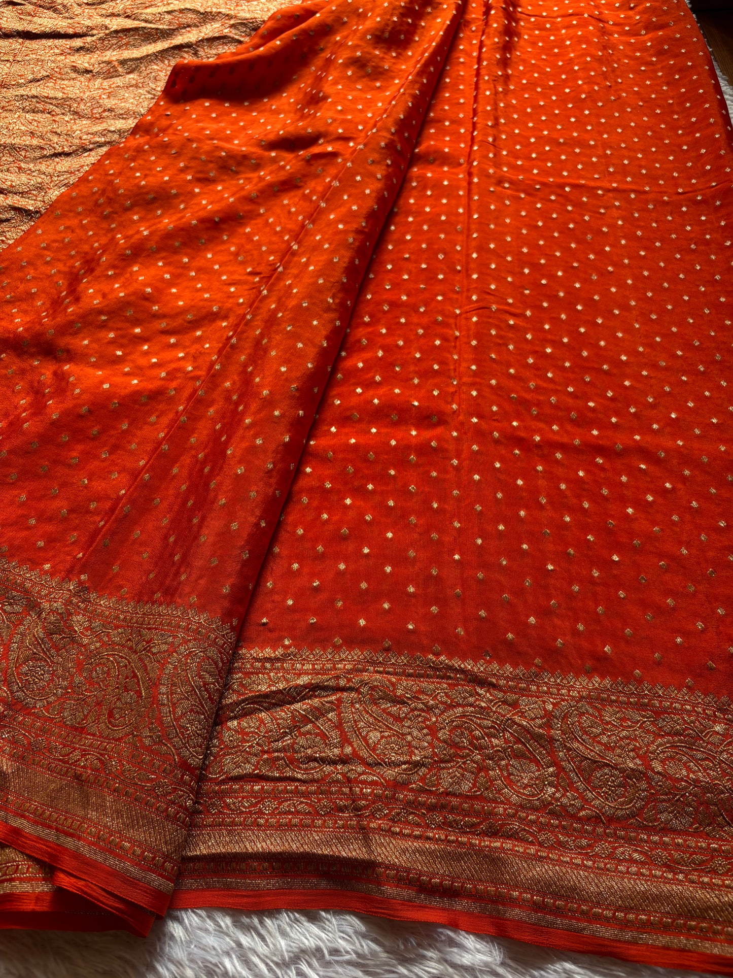 Menaka : Solid Dark orange