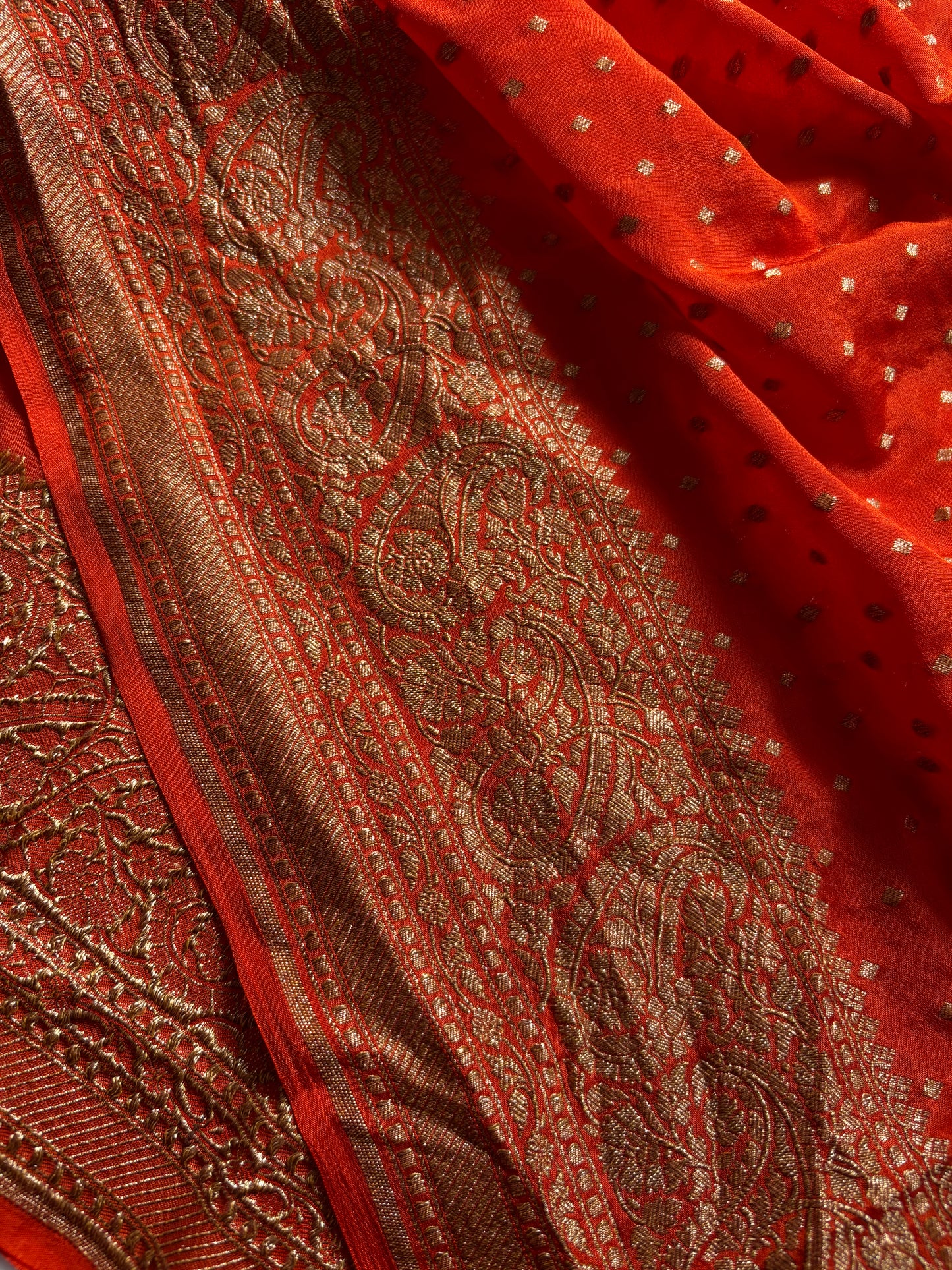 Menaka : Solid Dark orange