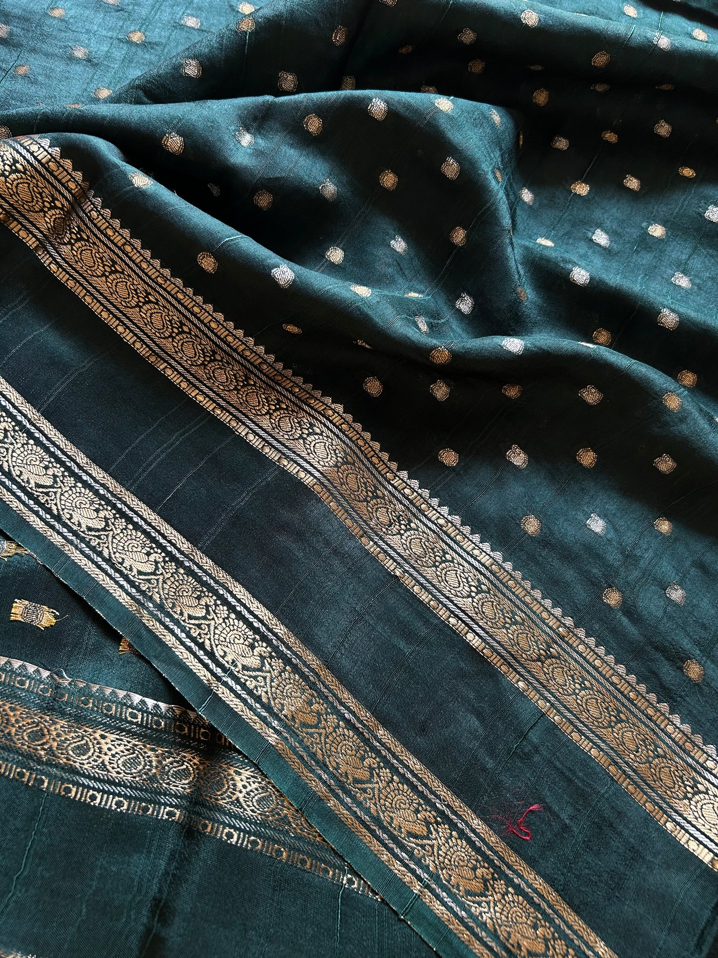 SS101 : Solid Dark green