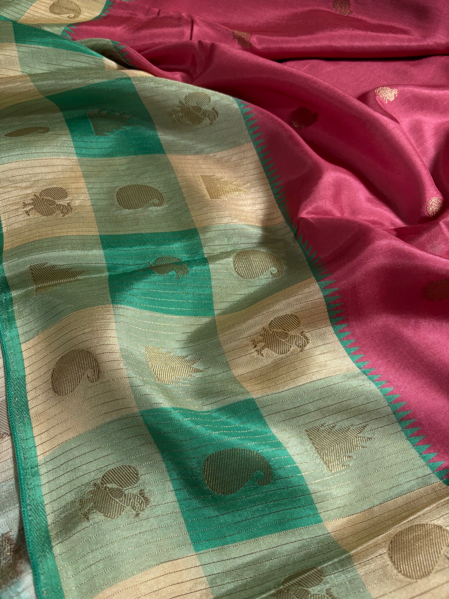 NAL210 (3D) : Blush pink-off white-sea green