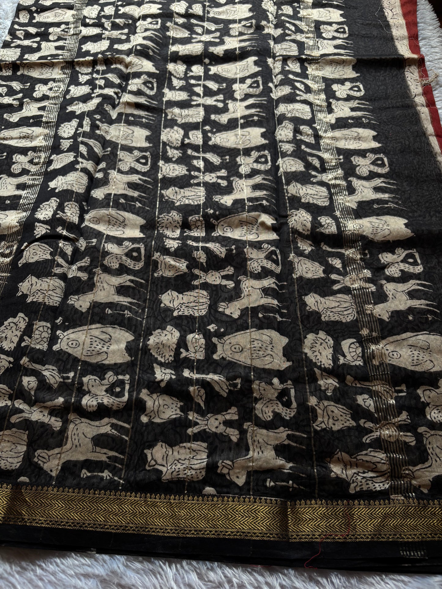 Maheshwari (2D) : Burnt red-black