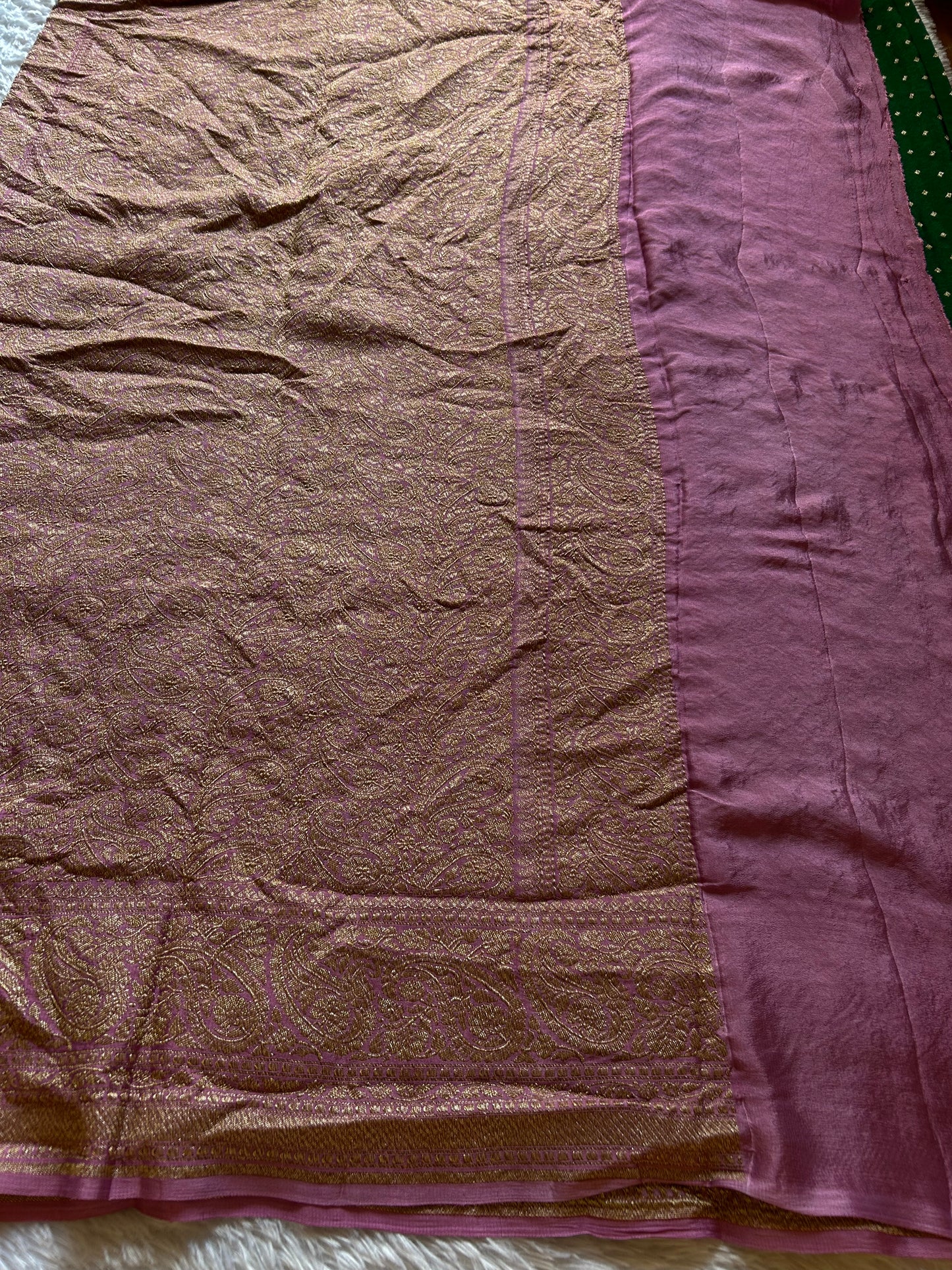 Menaka (2D) : Bottle green-baby pink