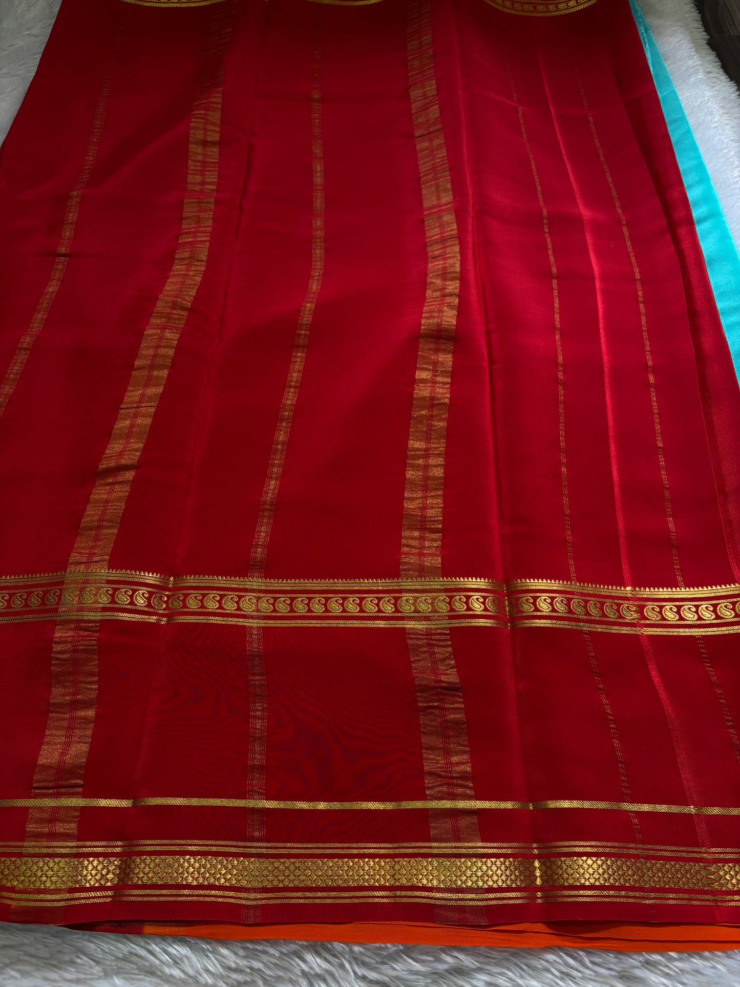 Triguna (3D) : Sea blue-dark red-orange