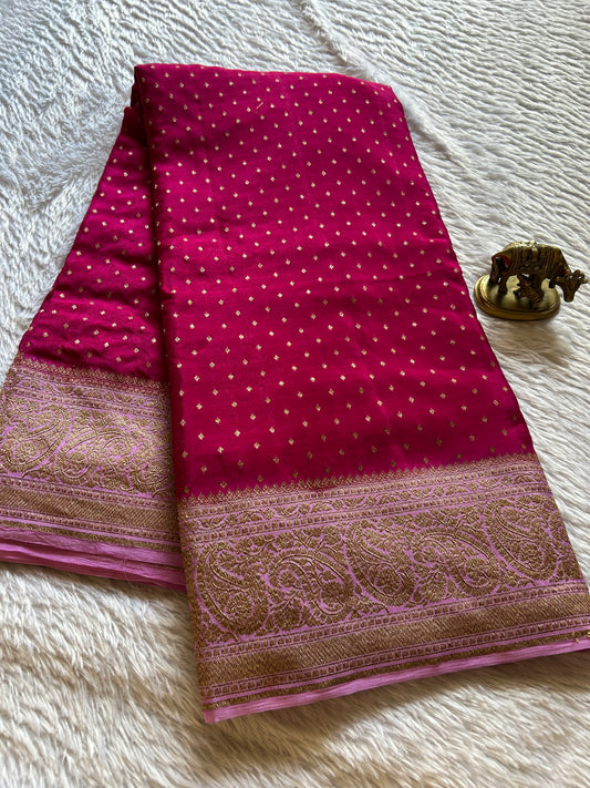 Menaka (2D) : Dark pink-baby pink