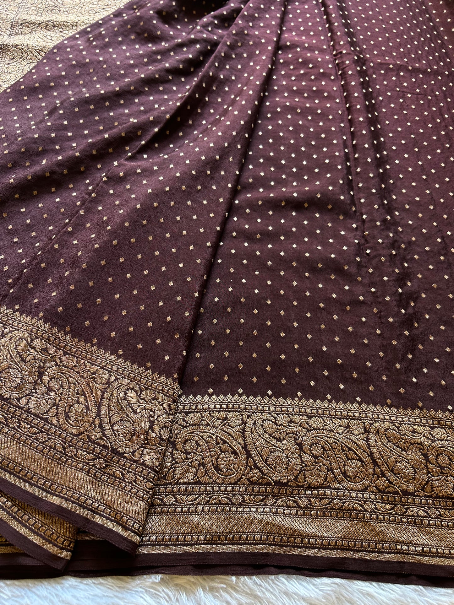 Menaka : Solid Dark brown