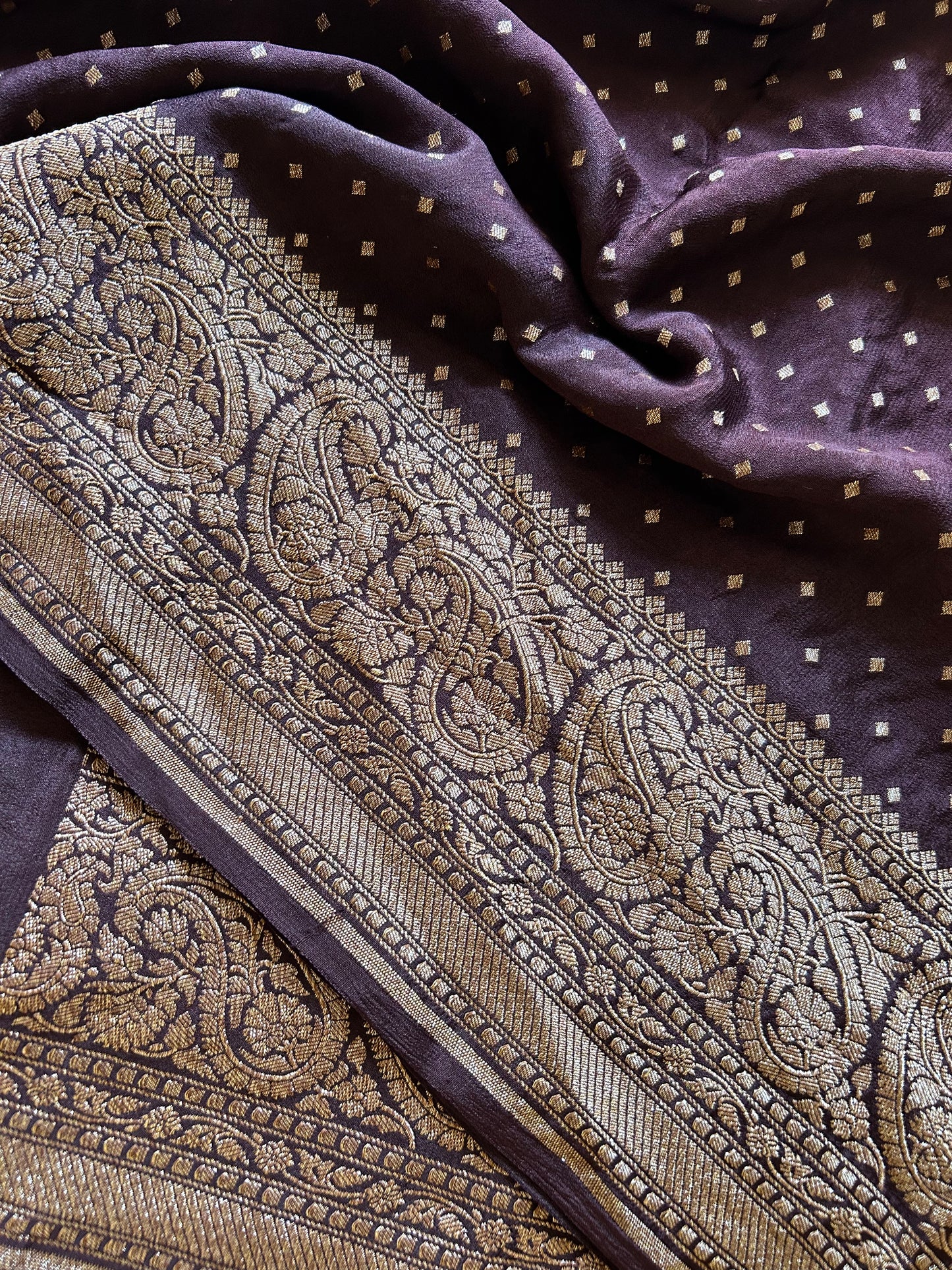 Menaka : Solid Dark brown