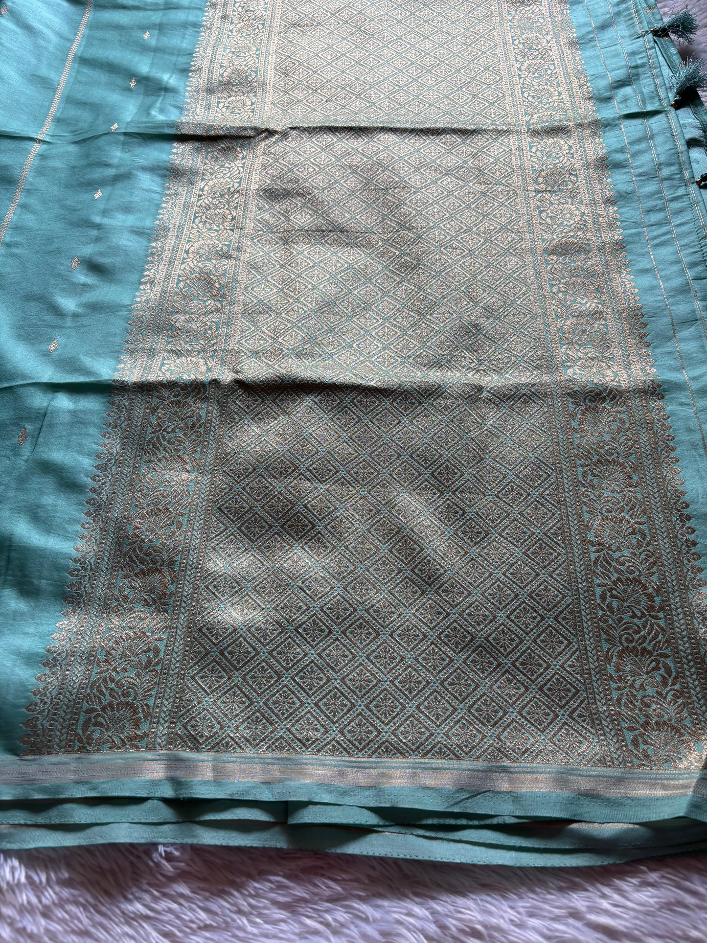 SS114 : Solid Powder blue