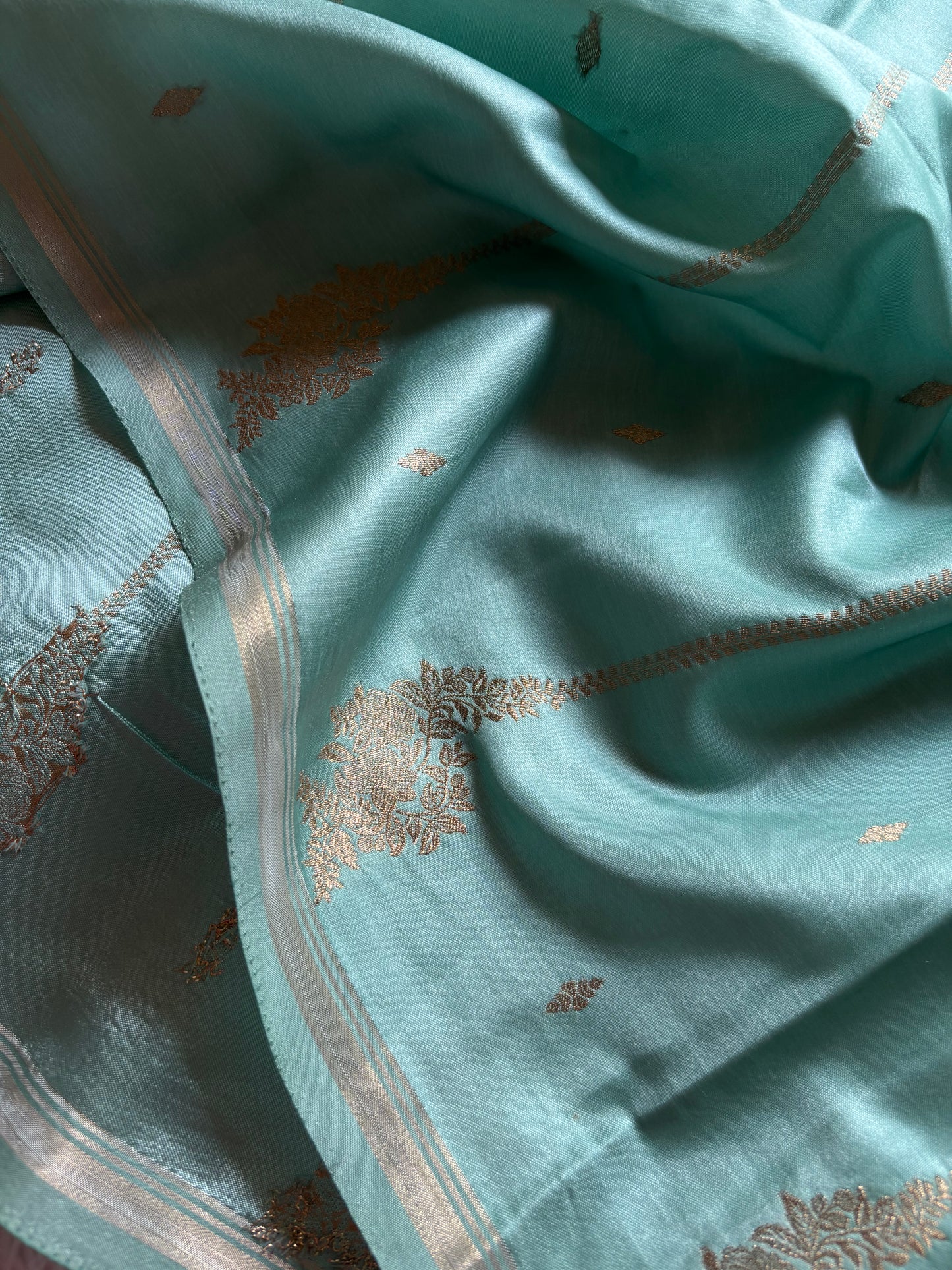 SS114 : Solid Powder blue