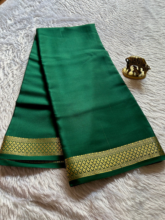 Vanaja : Solid Teal green