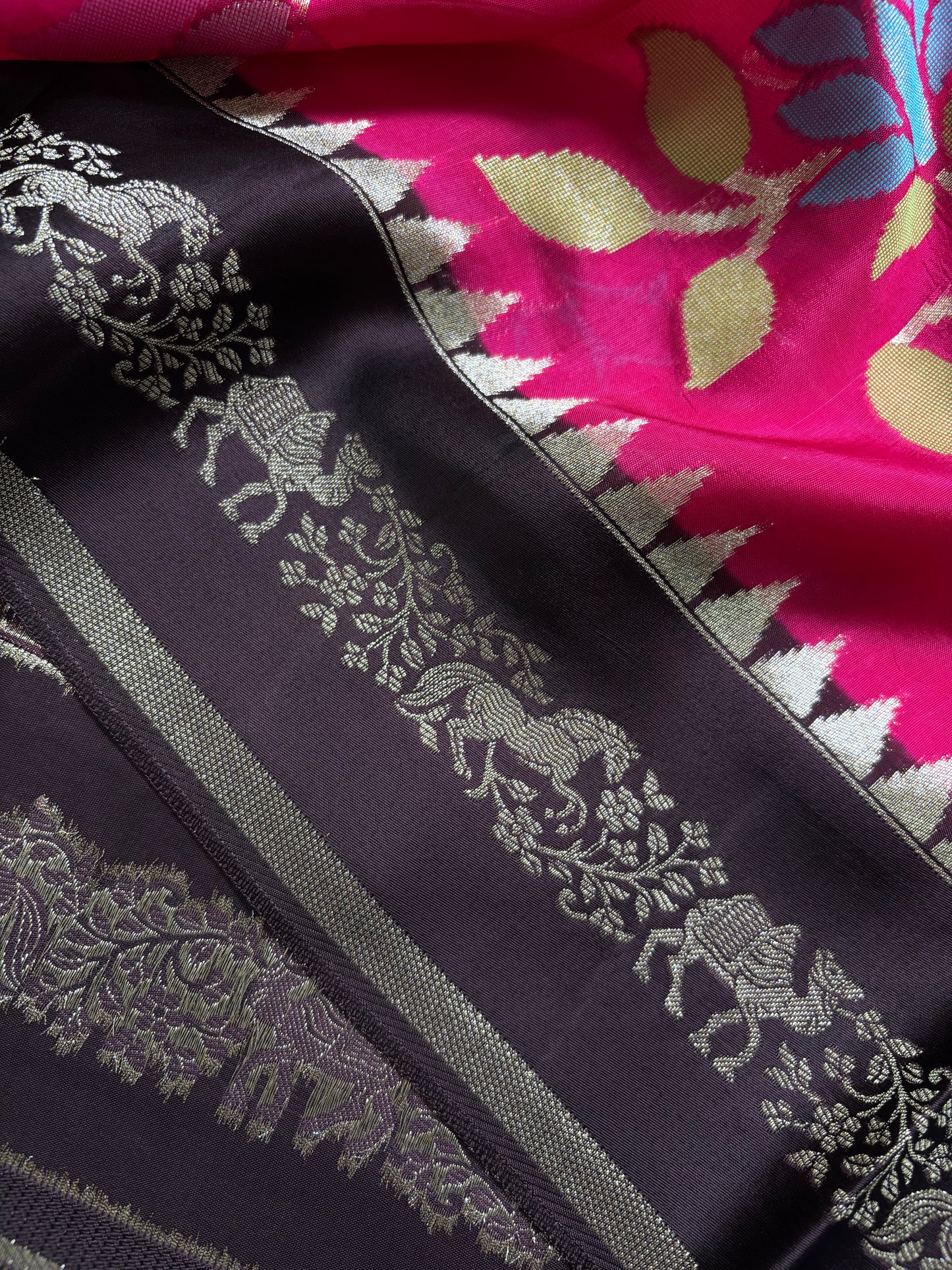 SS134 (2D) : Pink-deep brown