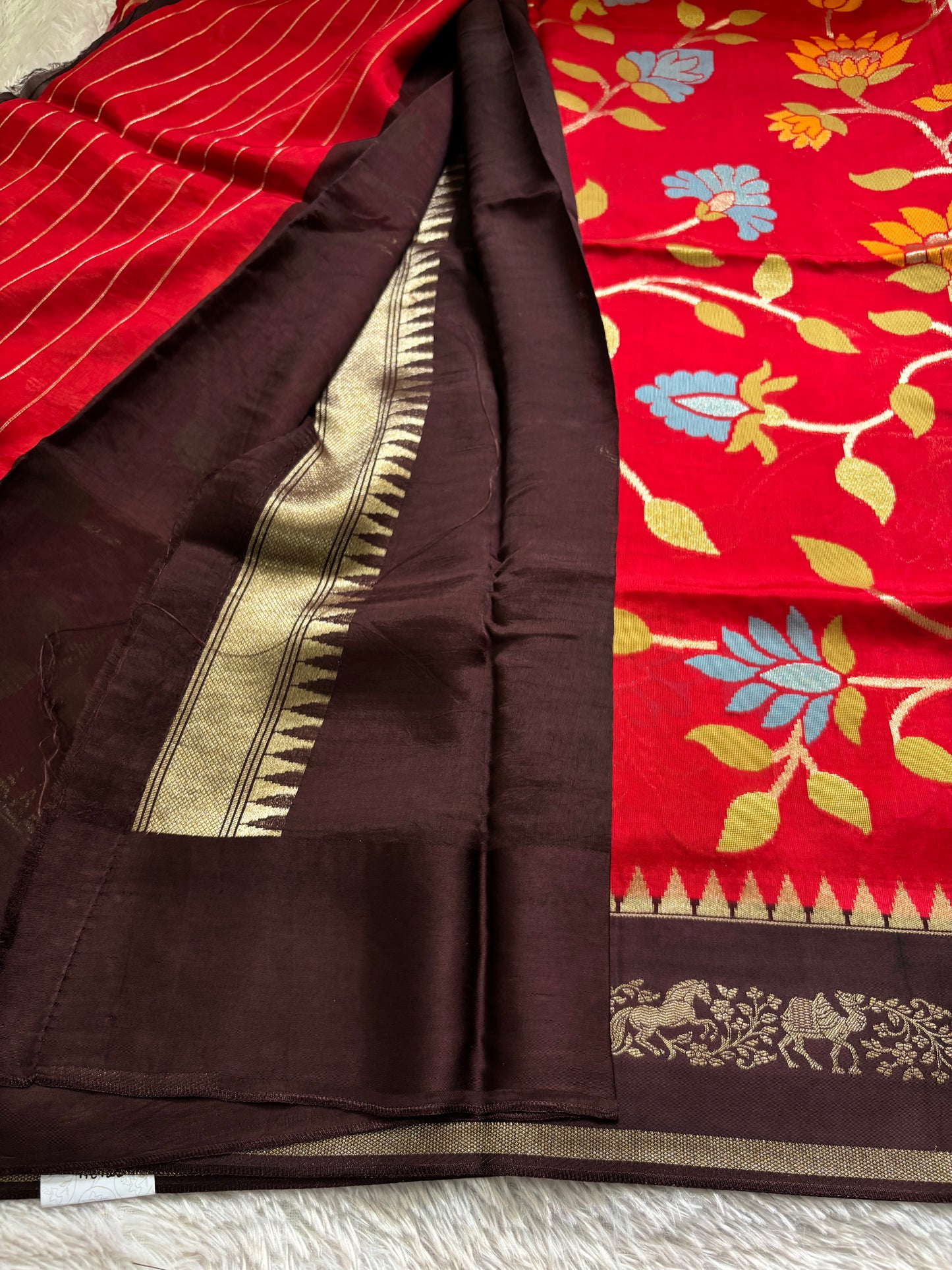 SS134 (2D) : Red-deep brown