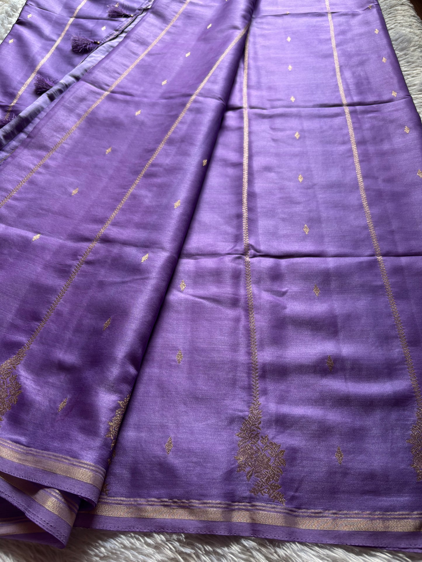 SS114 : Solid Lavender