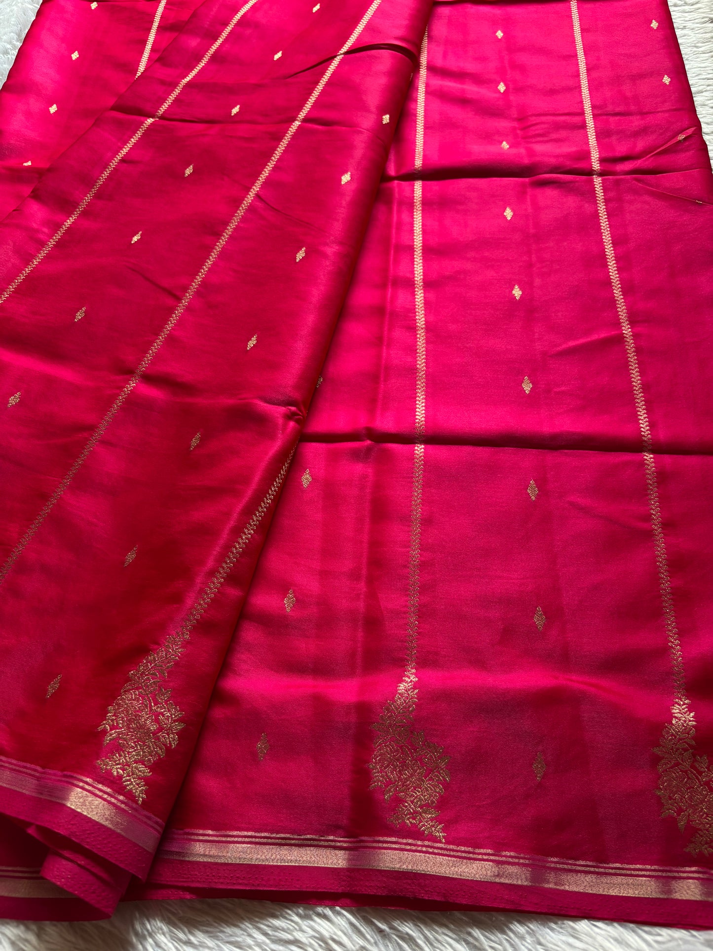 SS114 : Solid Rani pink