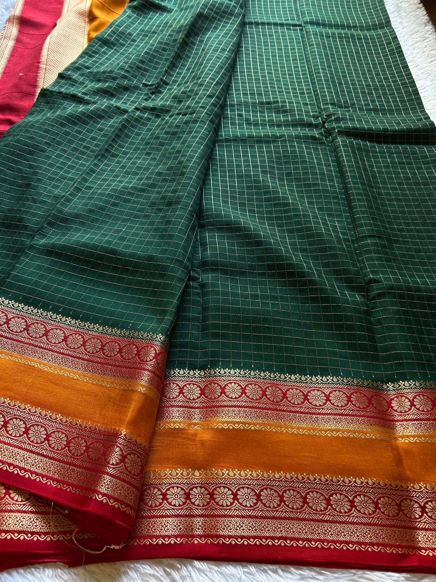 SS105 : Green-orange-red