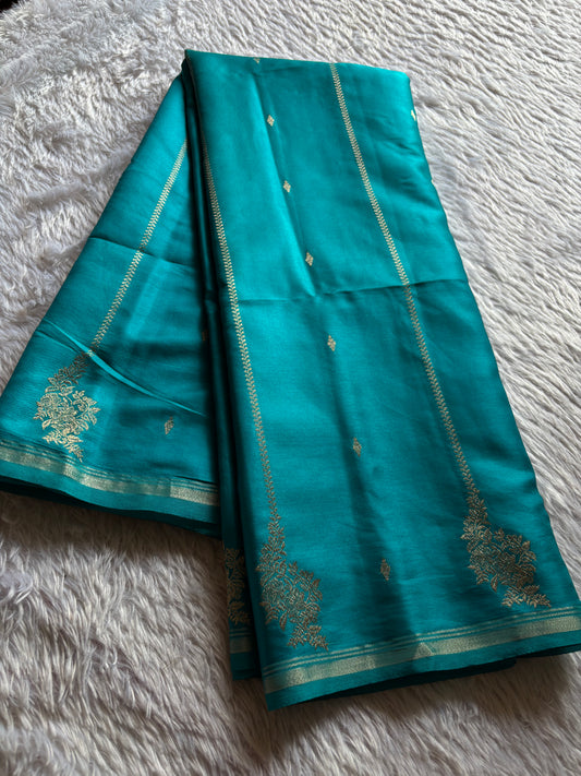 SS114 : Solid Ananda blue