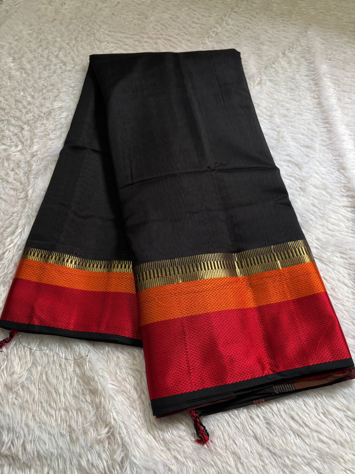 MCS101 (3D) : Black-orange-red