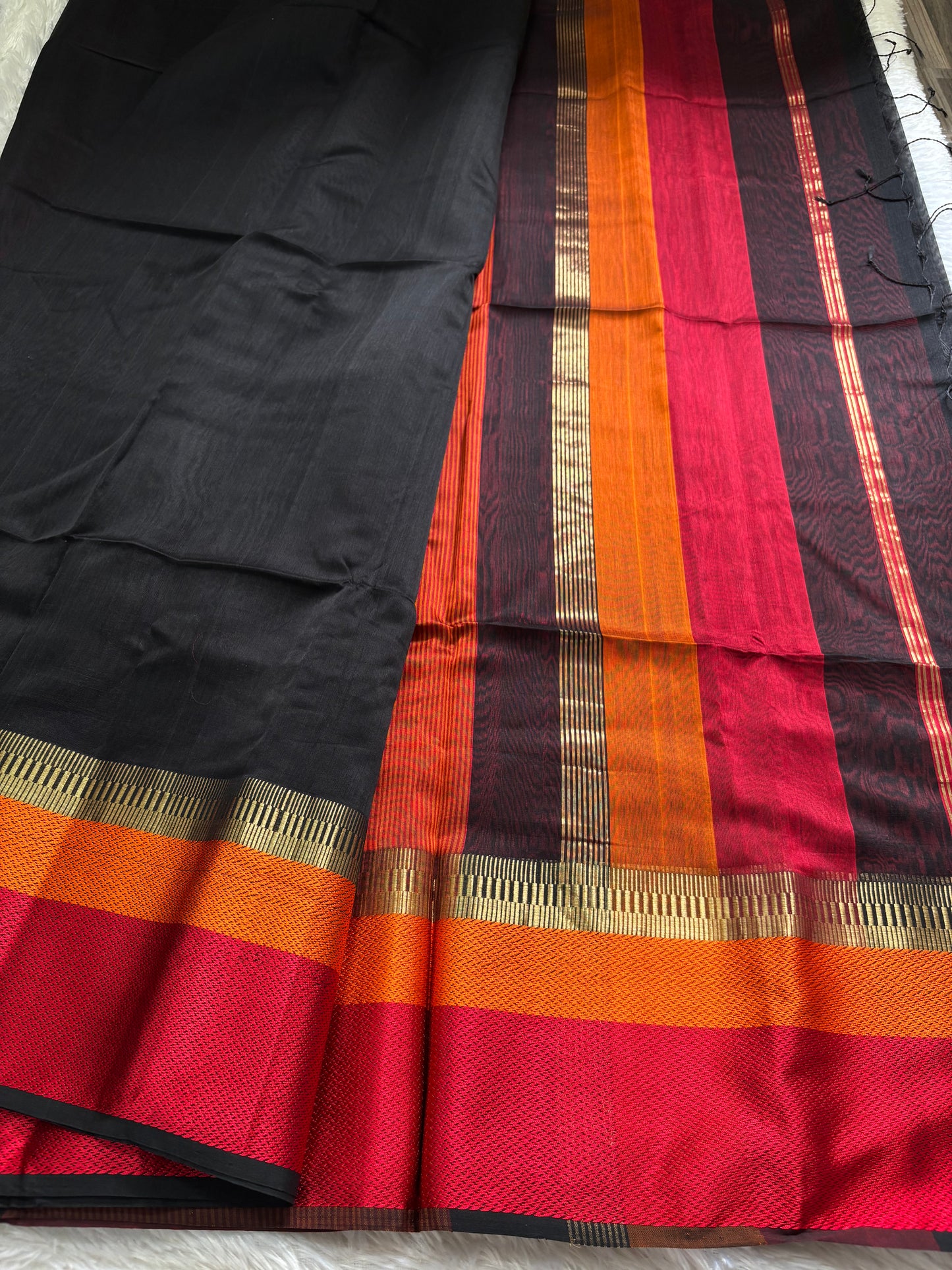 MCS101 (3D) : Black-orange-red