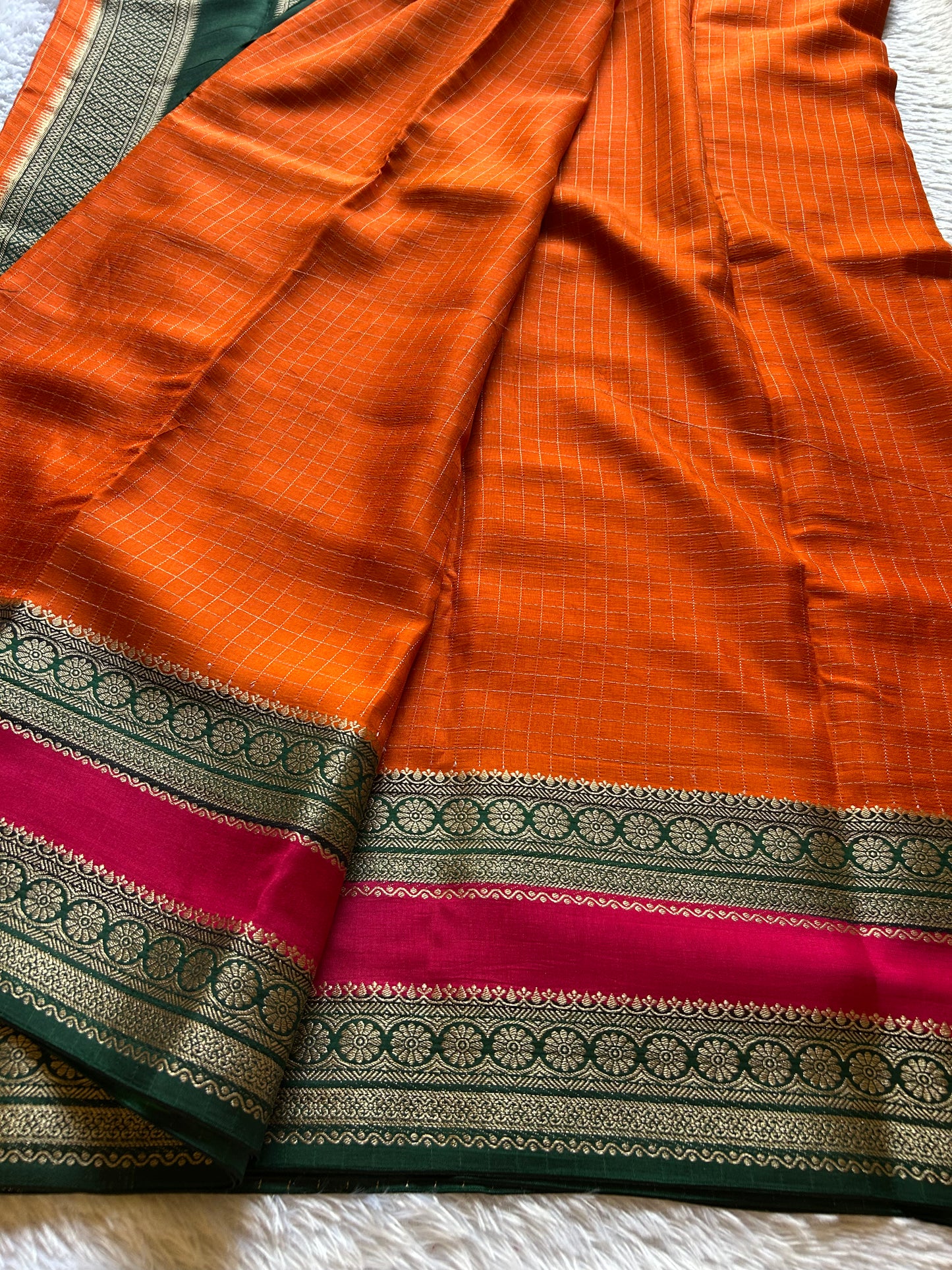 SS105 : Orange-pink-green