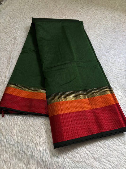 MCS101 (3D) : Dark green-orange-red
