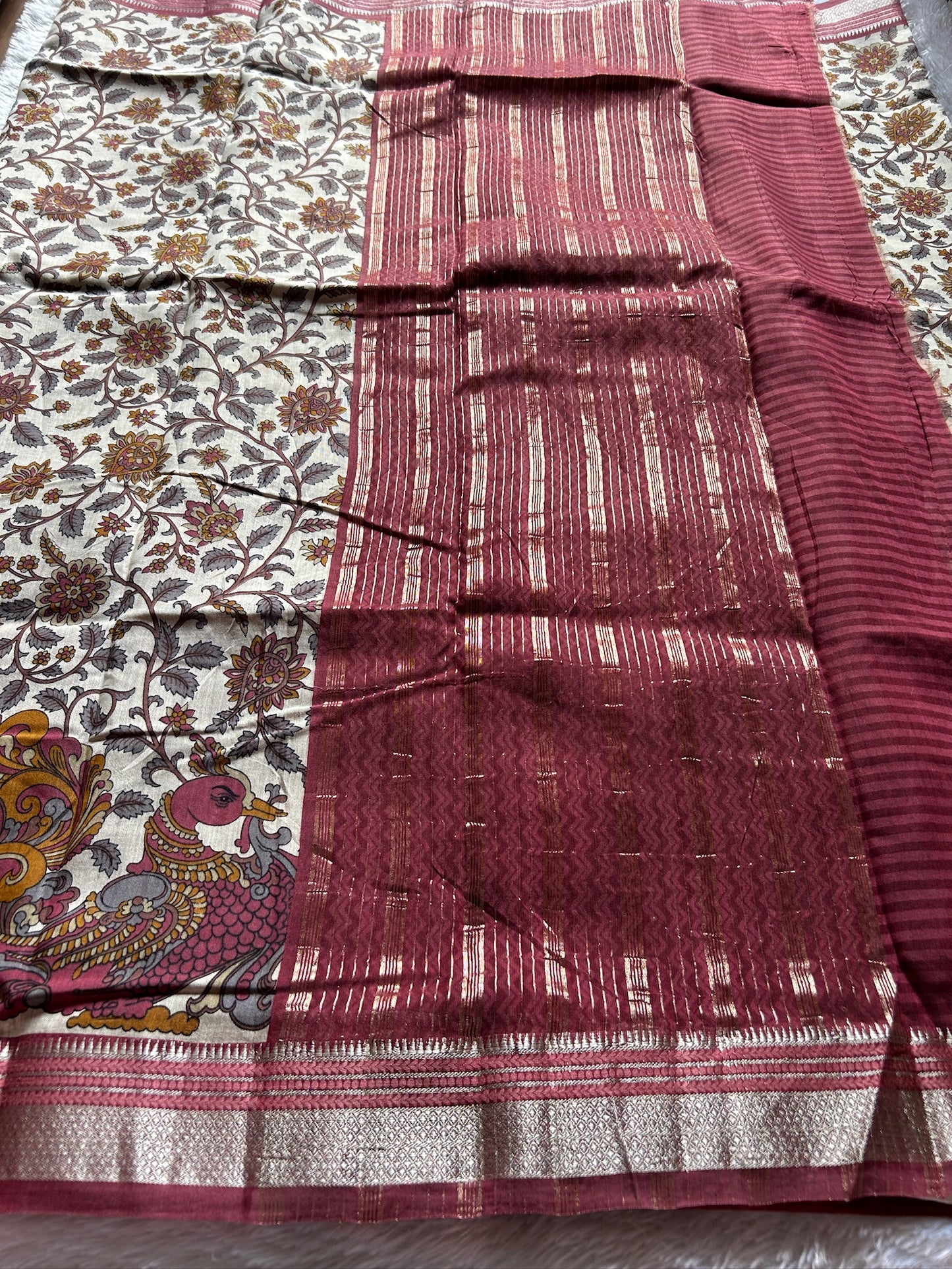 Sarala (2D) : Off white-brick red