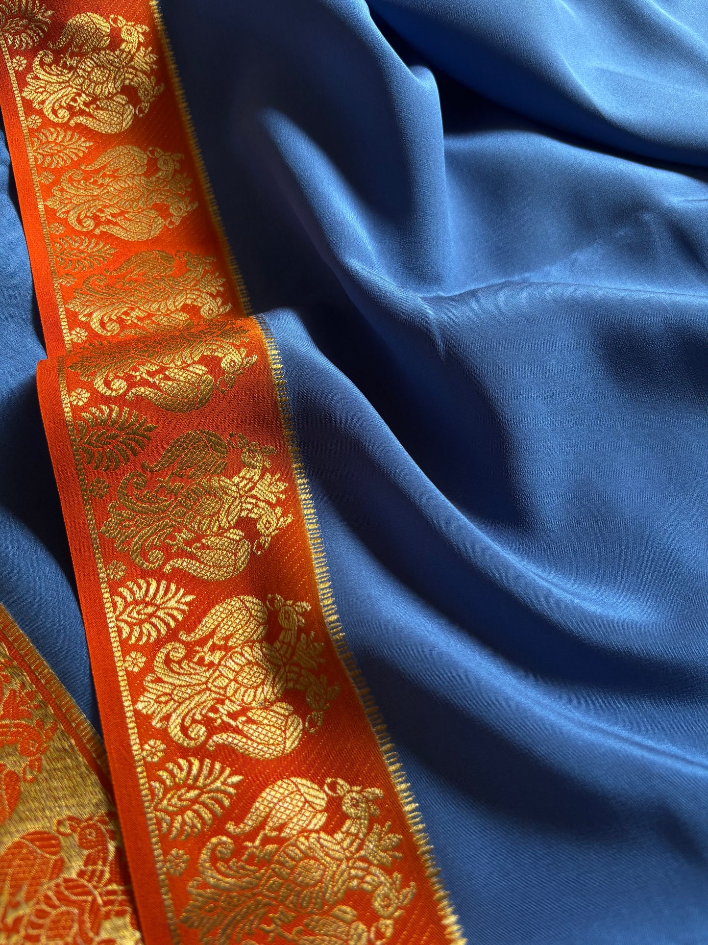 Veera (2D) : Blue grey-orange