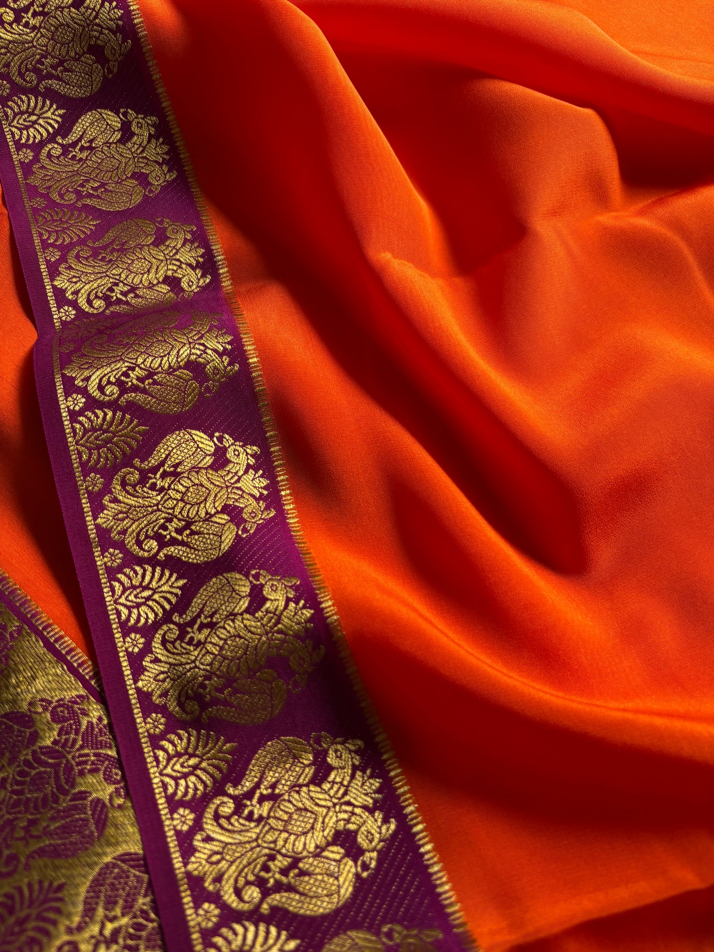 Veera (2D) : Orange-deep magenta