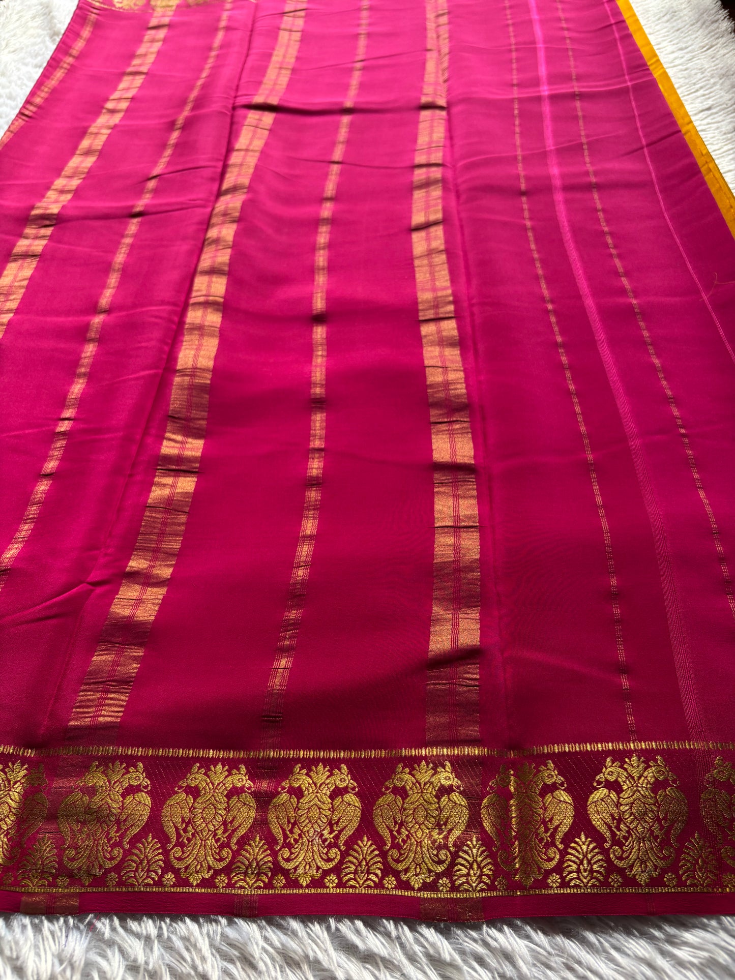 Veera (2D) : Golden yellow-rani pink