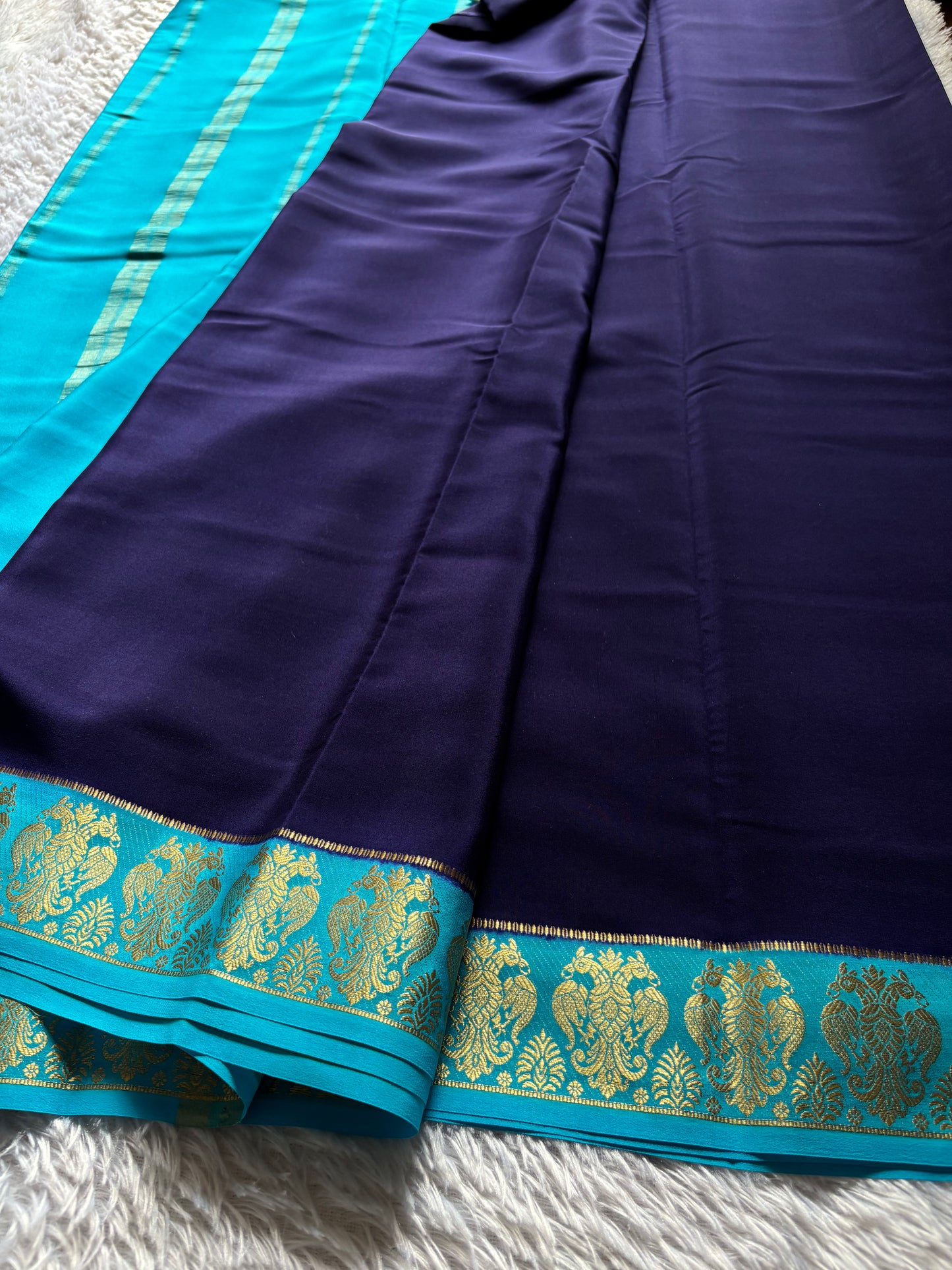 Veera (2D) : Navy blue-ananda blue