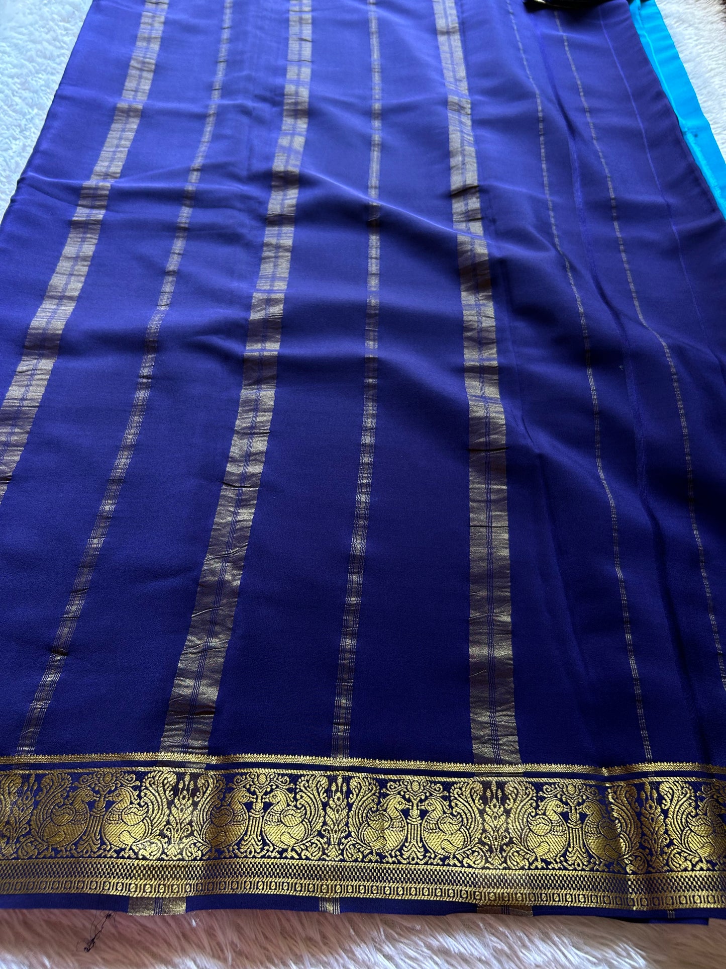 Nartaki (2D) : Ananda blue-navy blue