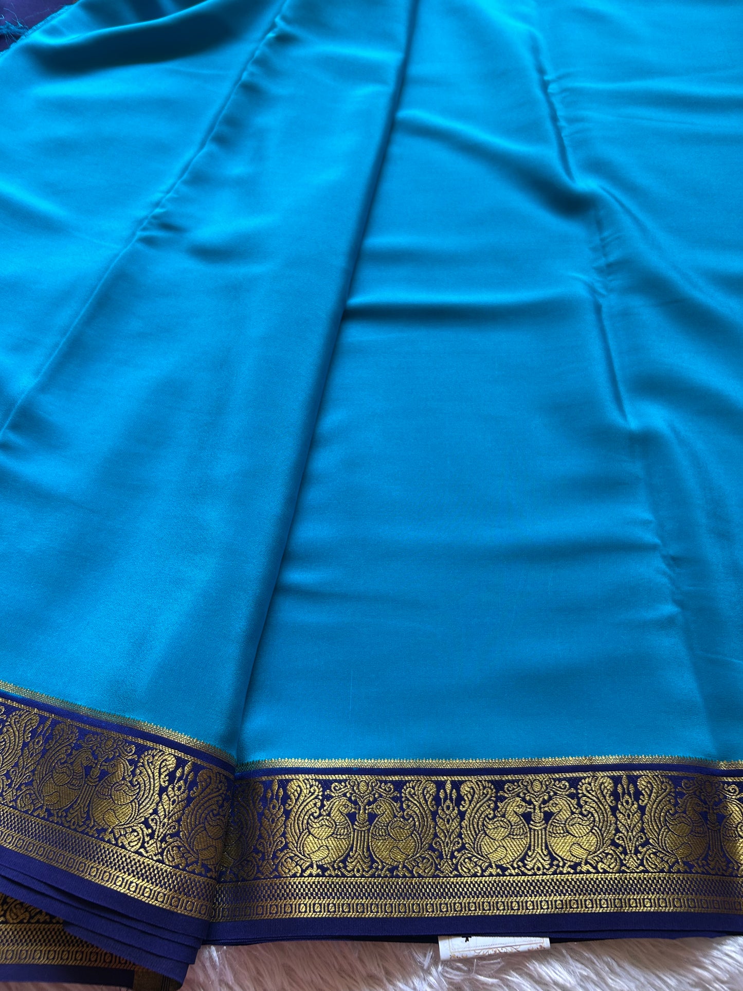 Nartaki (2D) : Ananda blue-navy blue