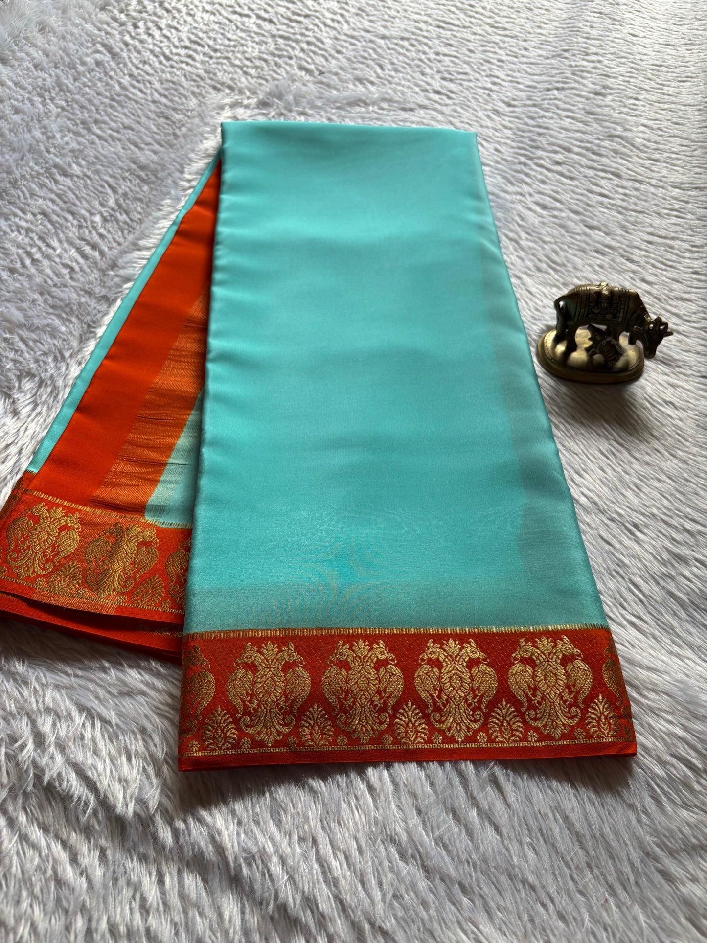 Veera (2D) : Sea blue-orange
