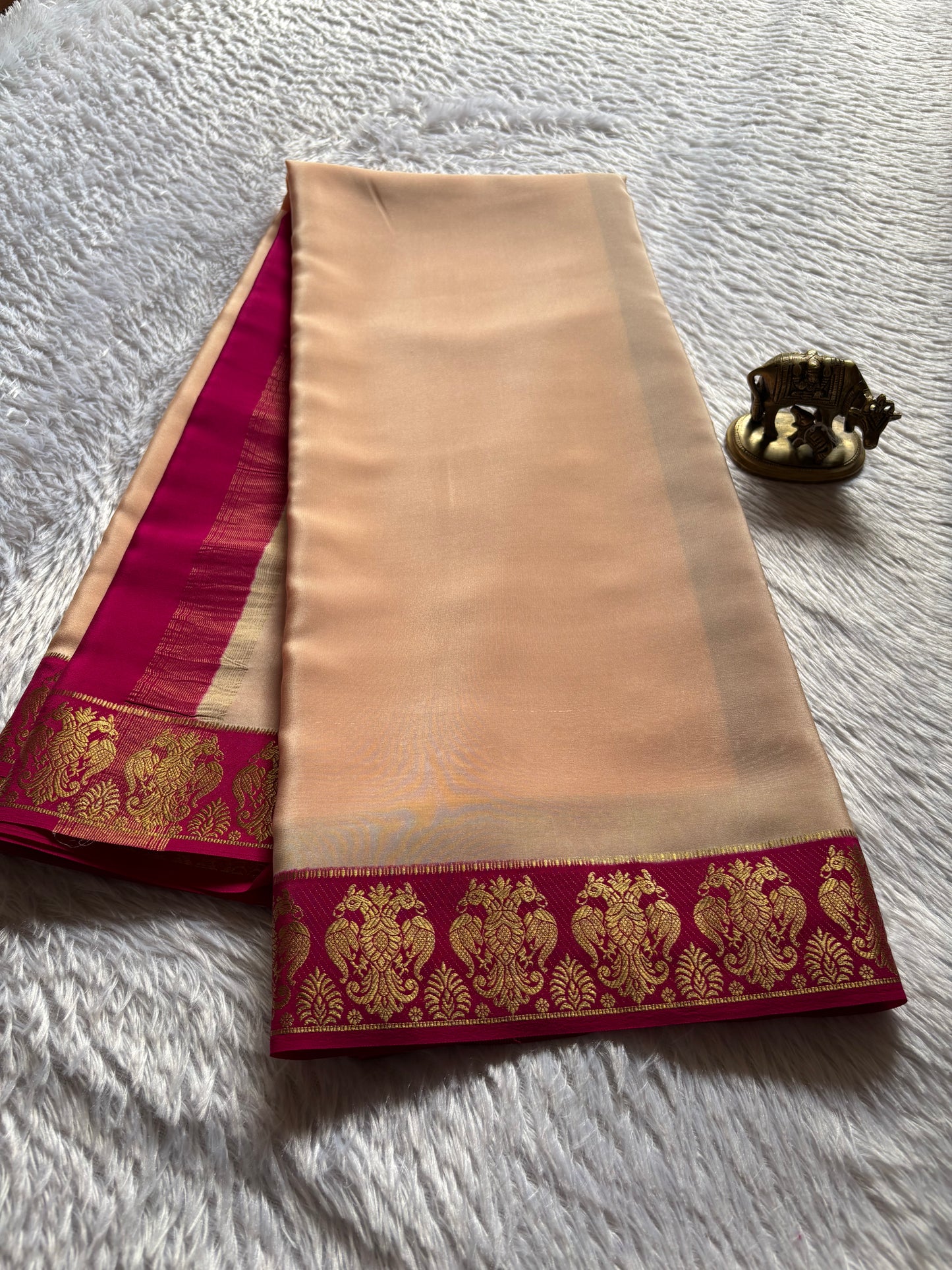 Veera (2D) : Pinkish beige-rani pink