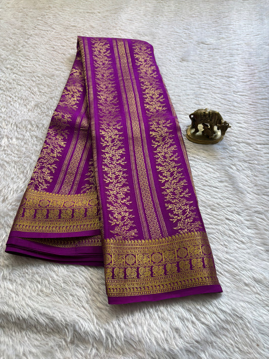 Vydurya : Solid Dark magenta