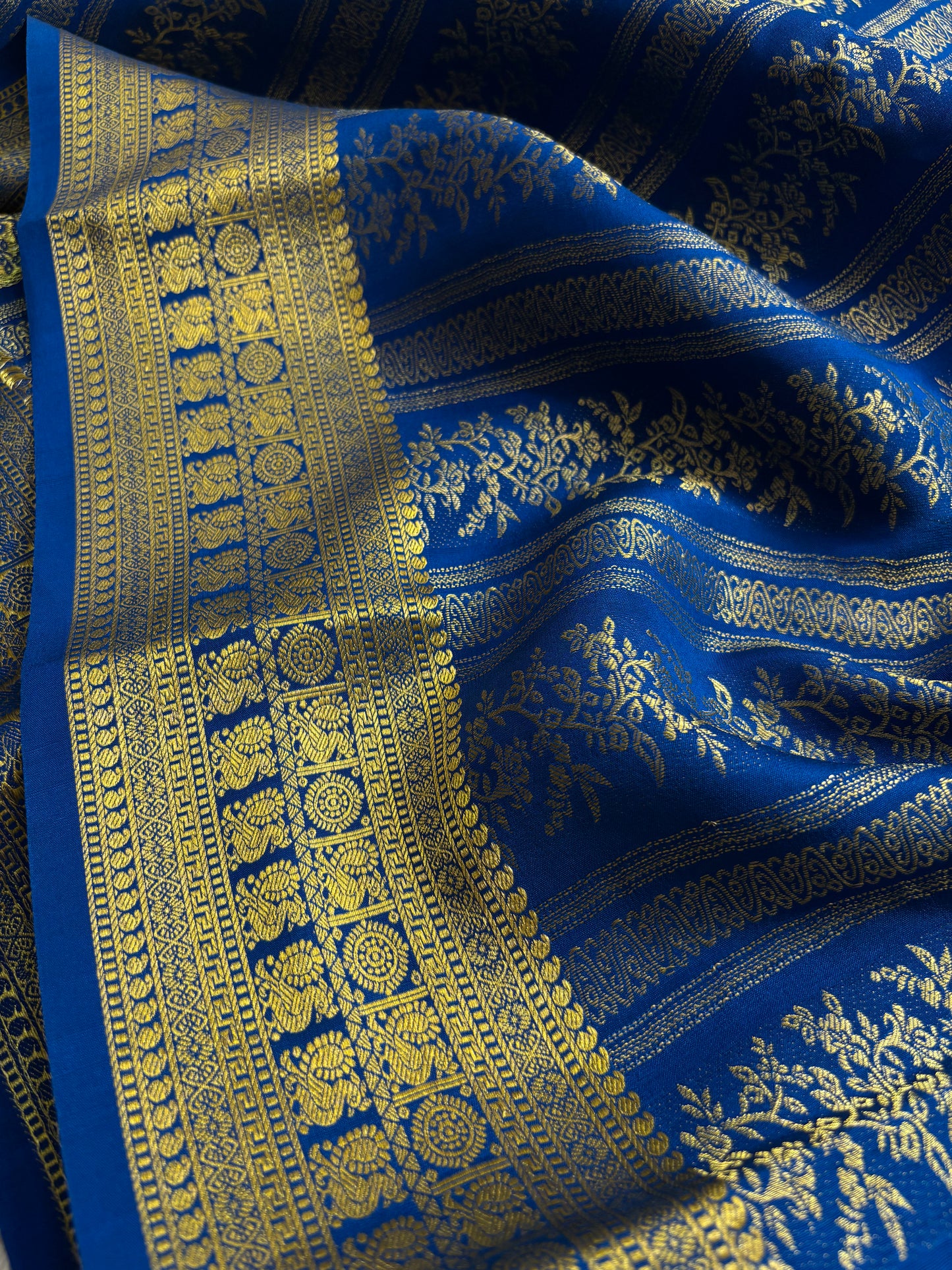 Vydurya : Solid Dark blue