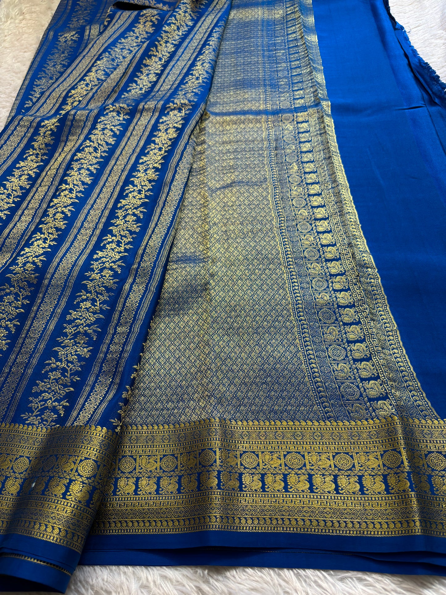 Vydurya : Solid Dark blue