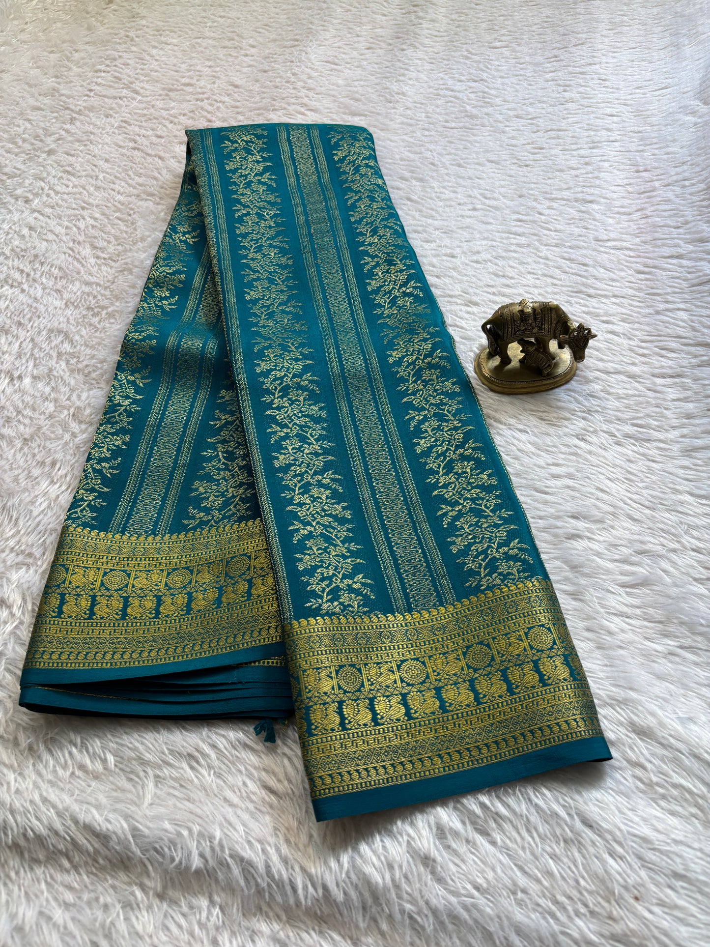 Vydurya : Solid Teal blue