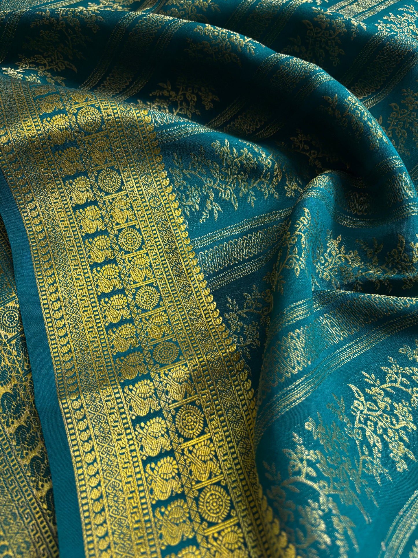 Vydurya : Solid Teal blue
