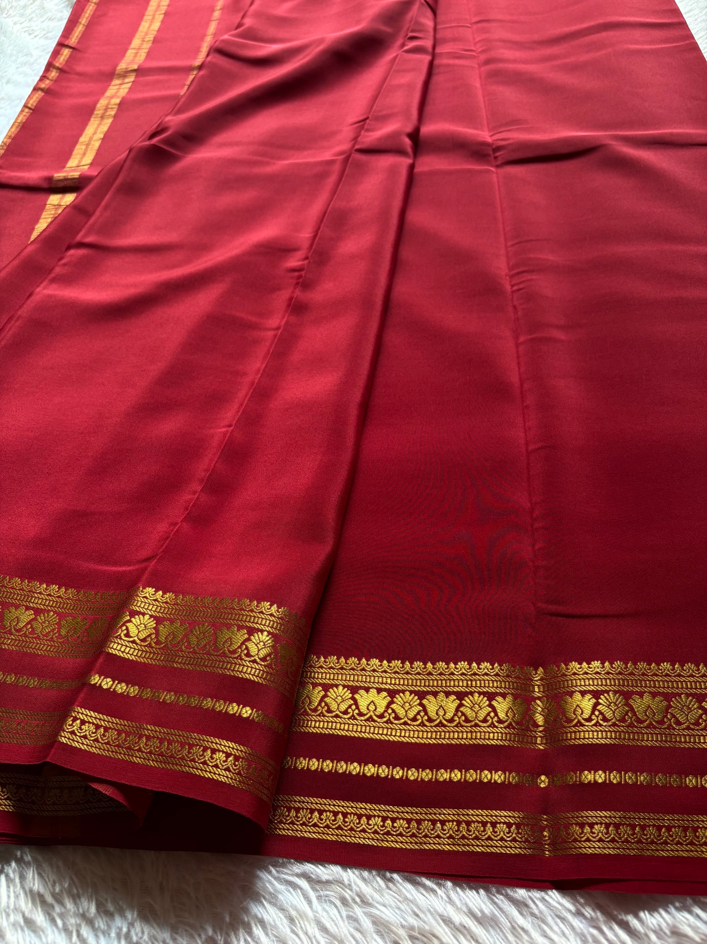 Padmaja : Solid Dark red