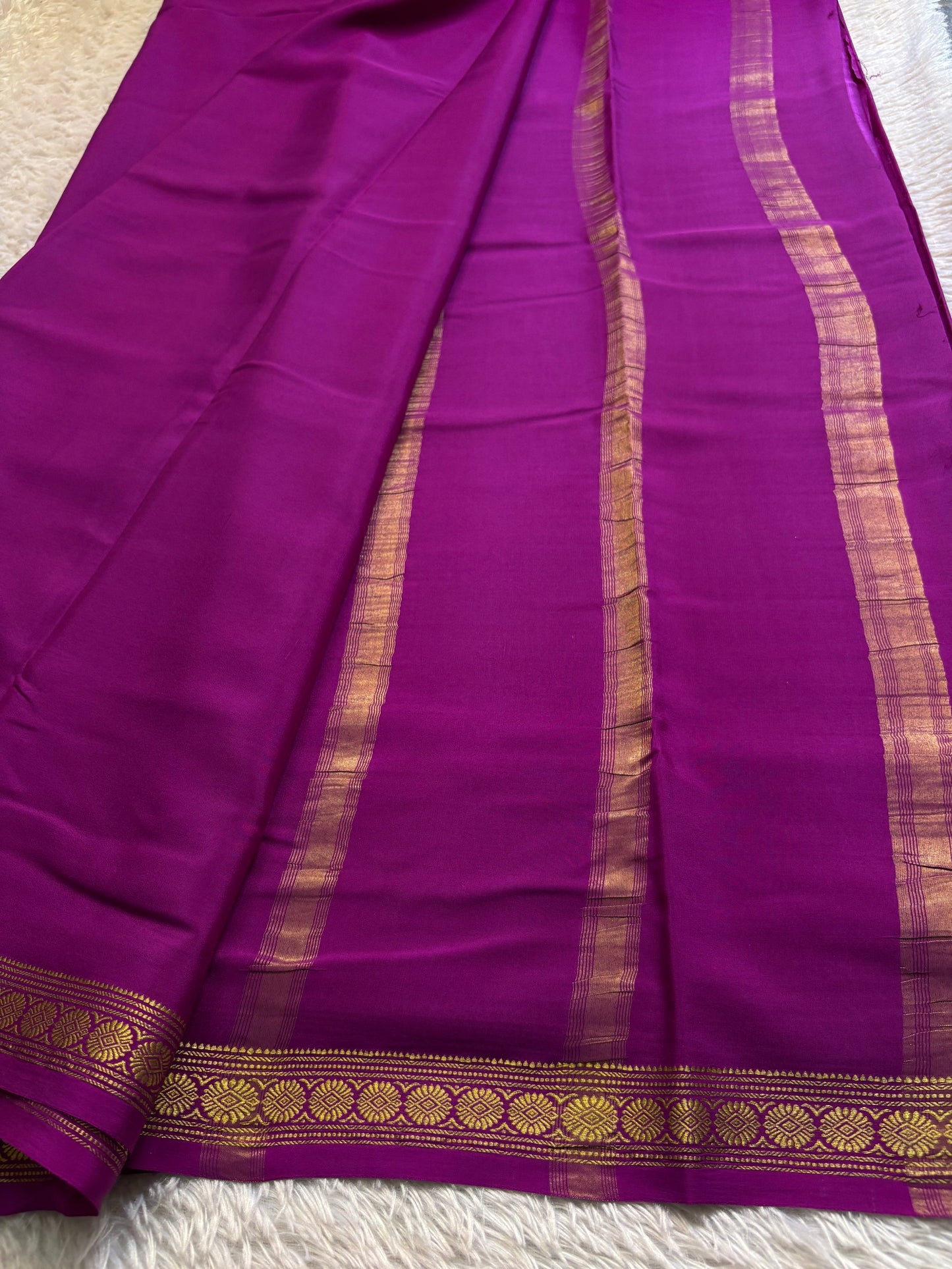 Chandrika : Solid Dark magenta