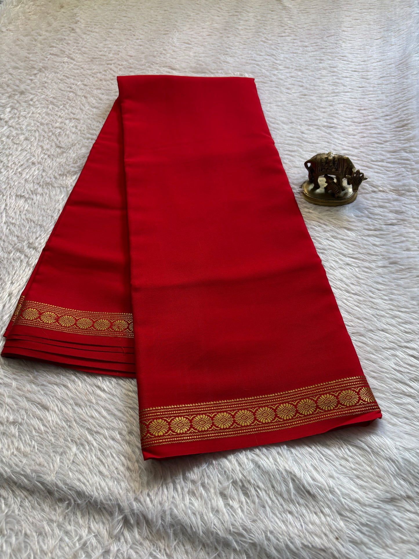 Chandrika : Solid Red
