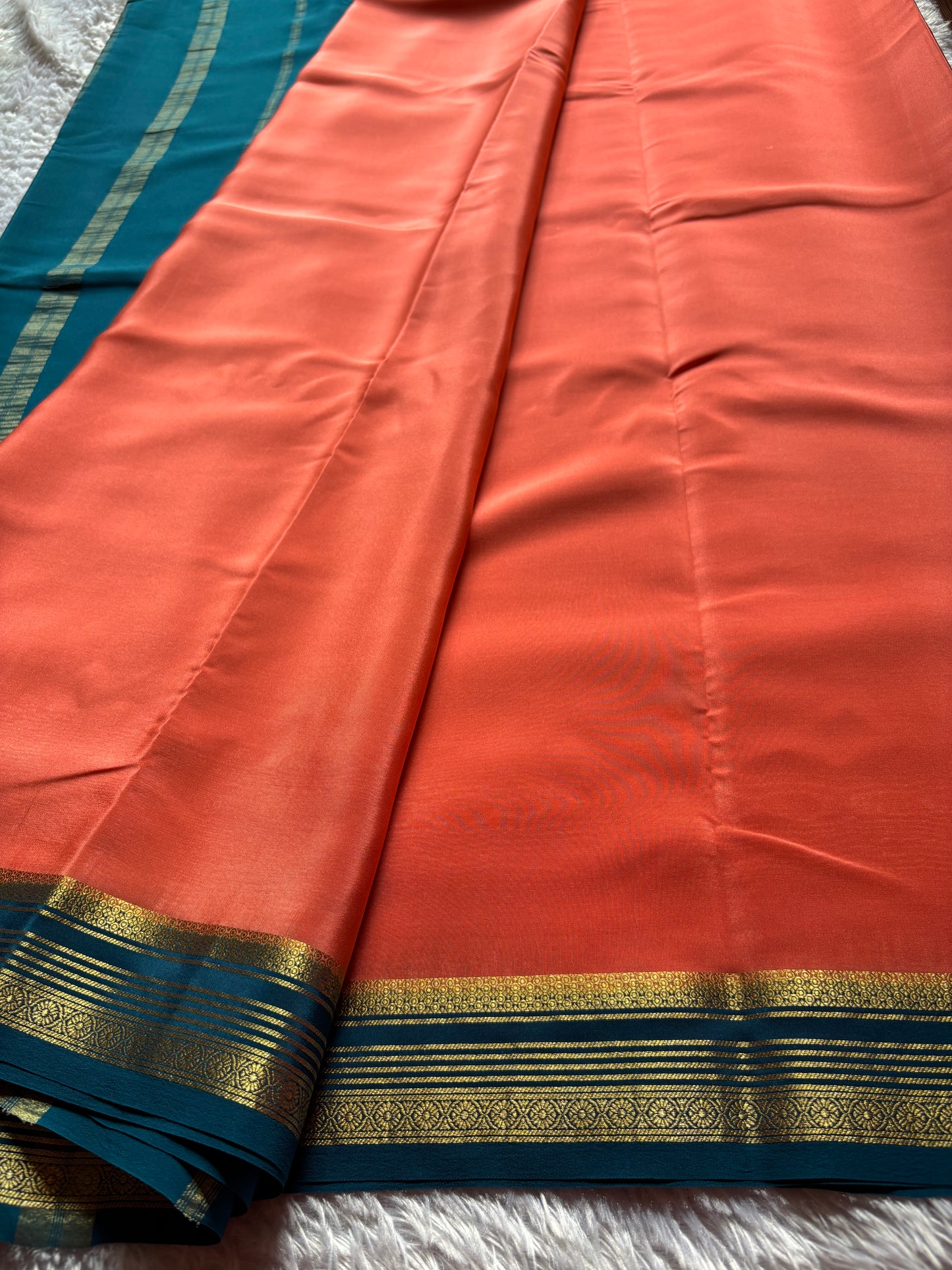 Bhoomi (2D) : Coral pink-teal blue