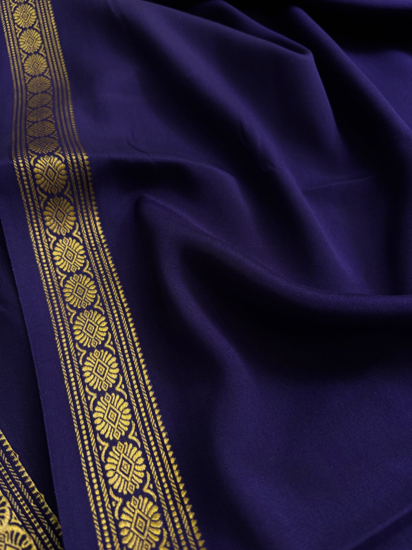 Chandrika : Solid Dark blue