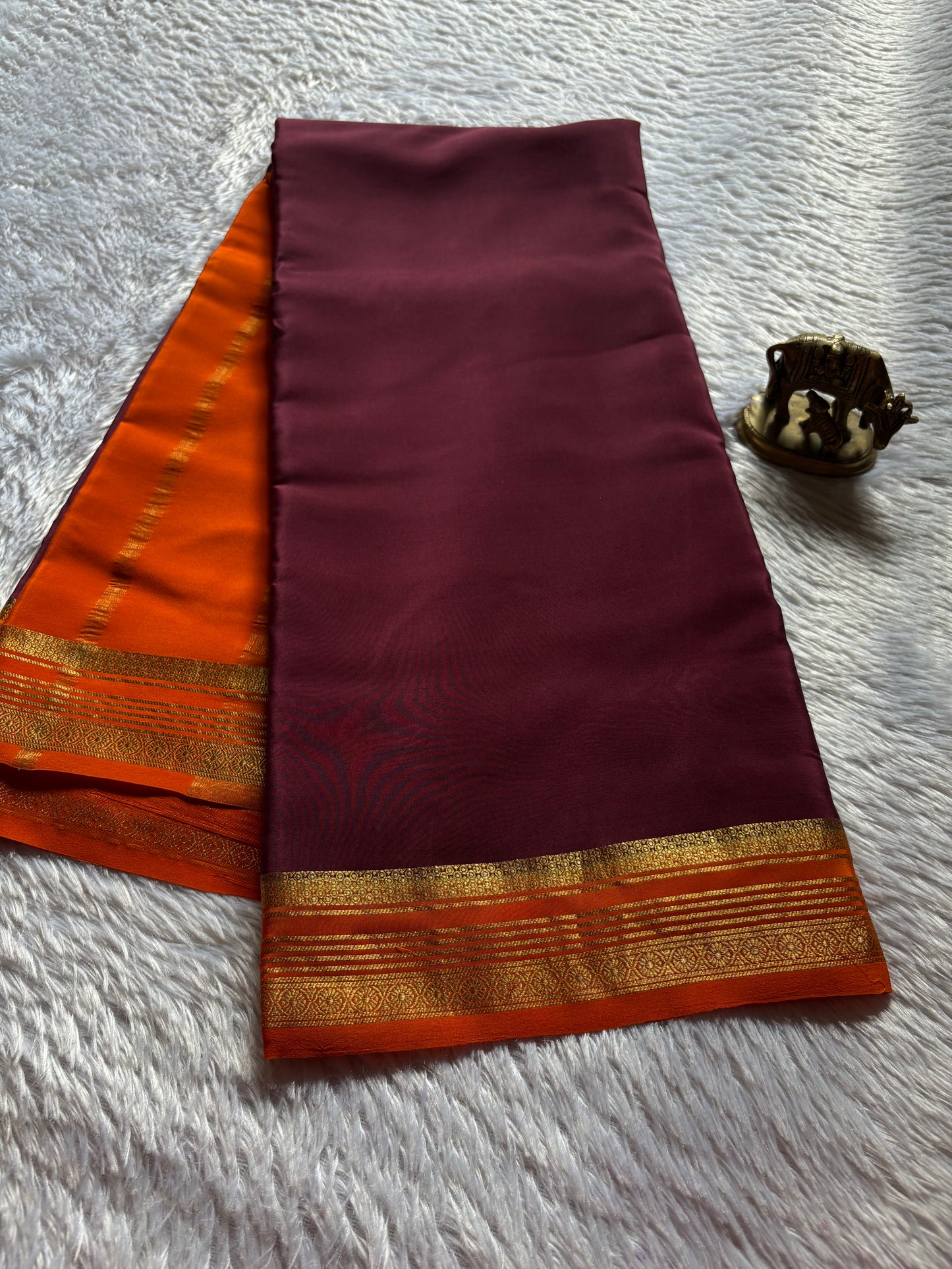 Bhoomi (2D) : Chocolate brown-orange