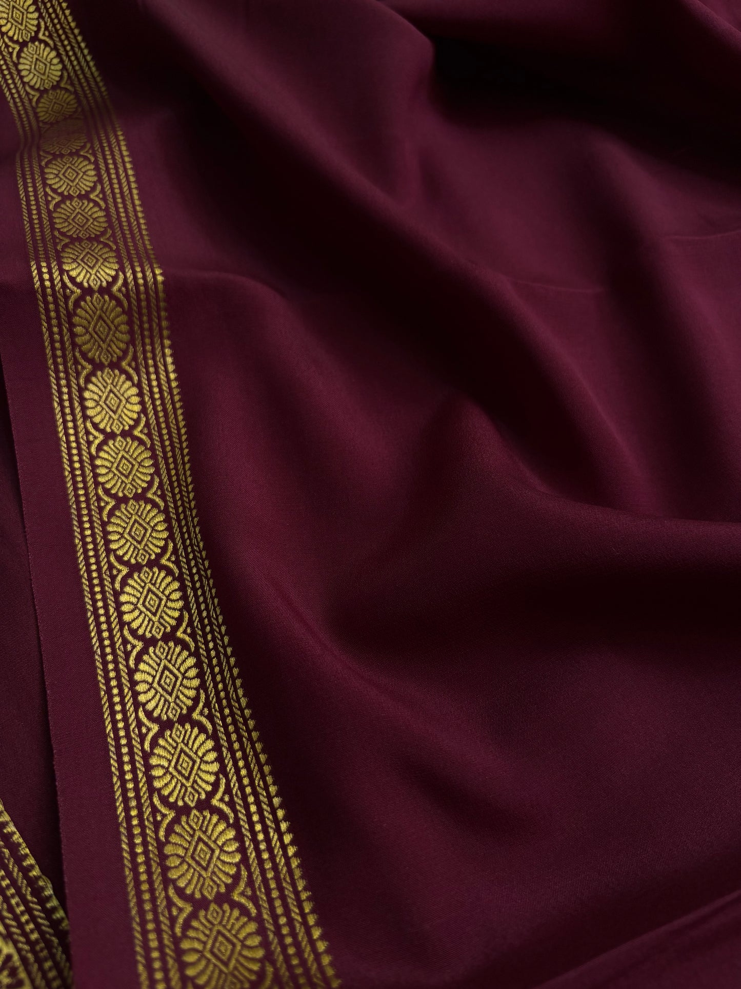 Chandrika : Solid Maroon