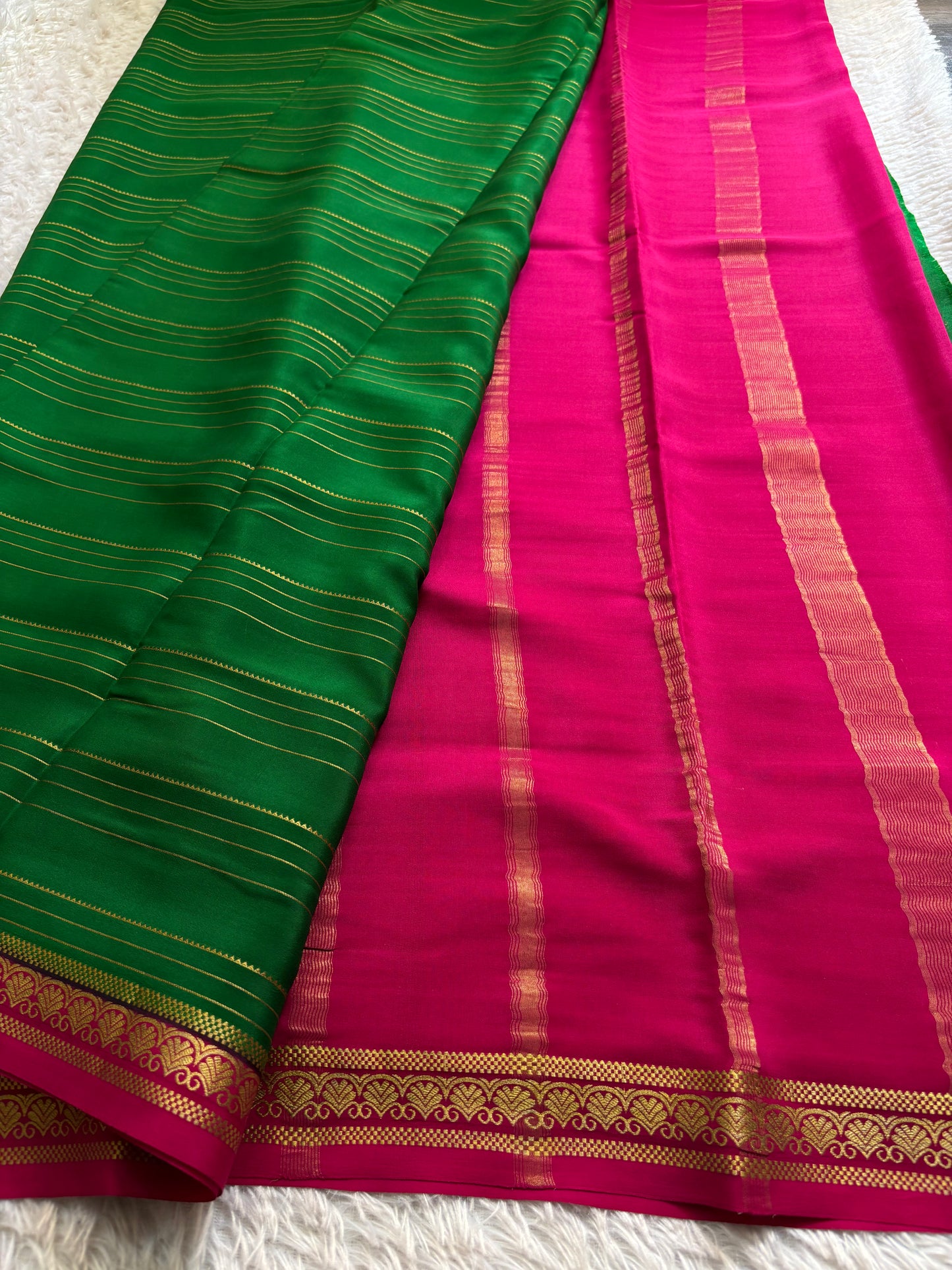 Sakshi (2D) : Bottle green-rani pink