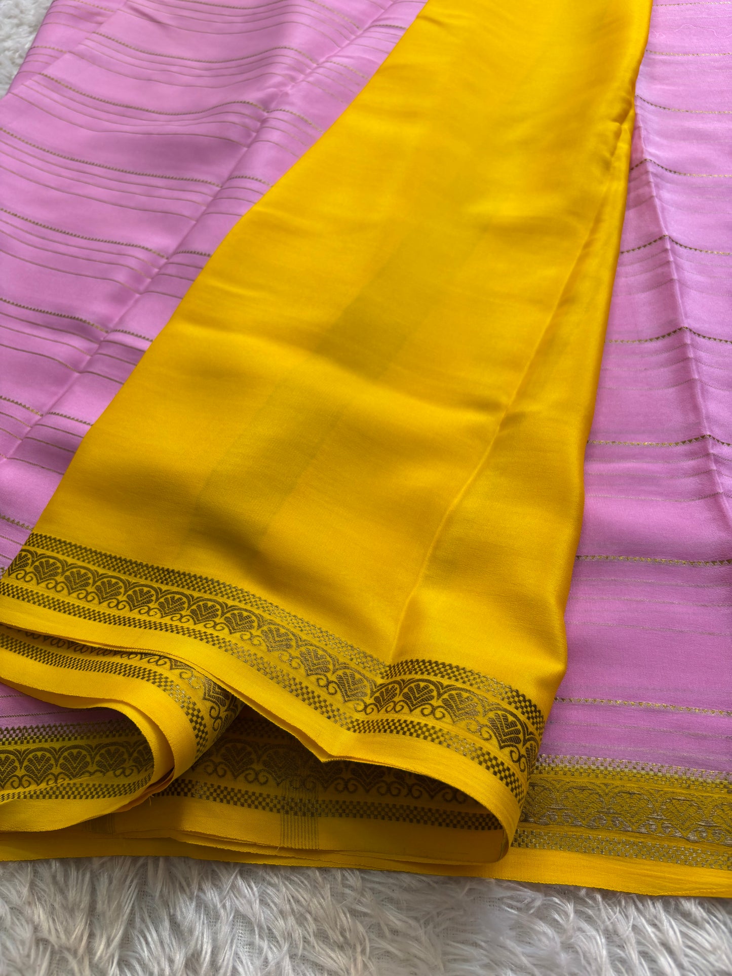 Sakshi (2D) : Baby pink-yellow